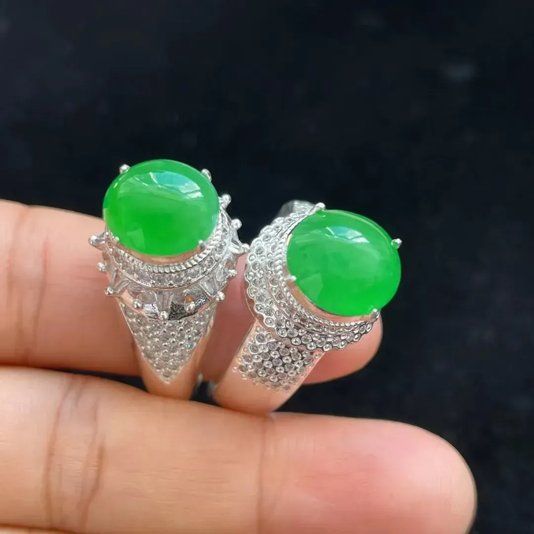 ️冰阳绿戒面 种好水润 色阳 铜托 镶嵌效果更出众 尺寸：11/10/5，10.5/9.5/4mm