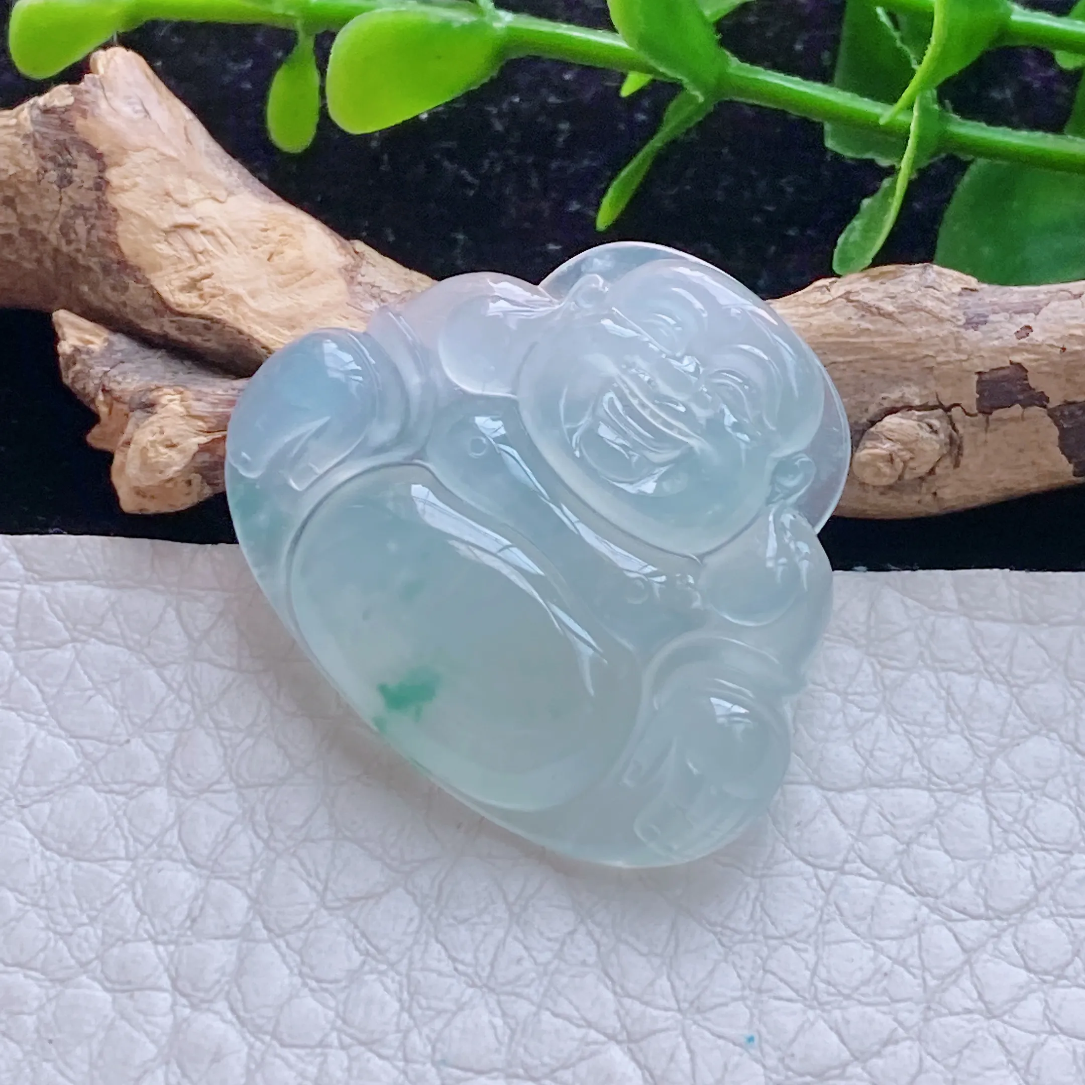 缅甸翡翠A货高冰佛公 开心佛玉坠  冰玻飘花大肚佛玉吊坠 暂无打孔！ljm尺寸:27.1*31.8*4.5mm