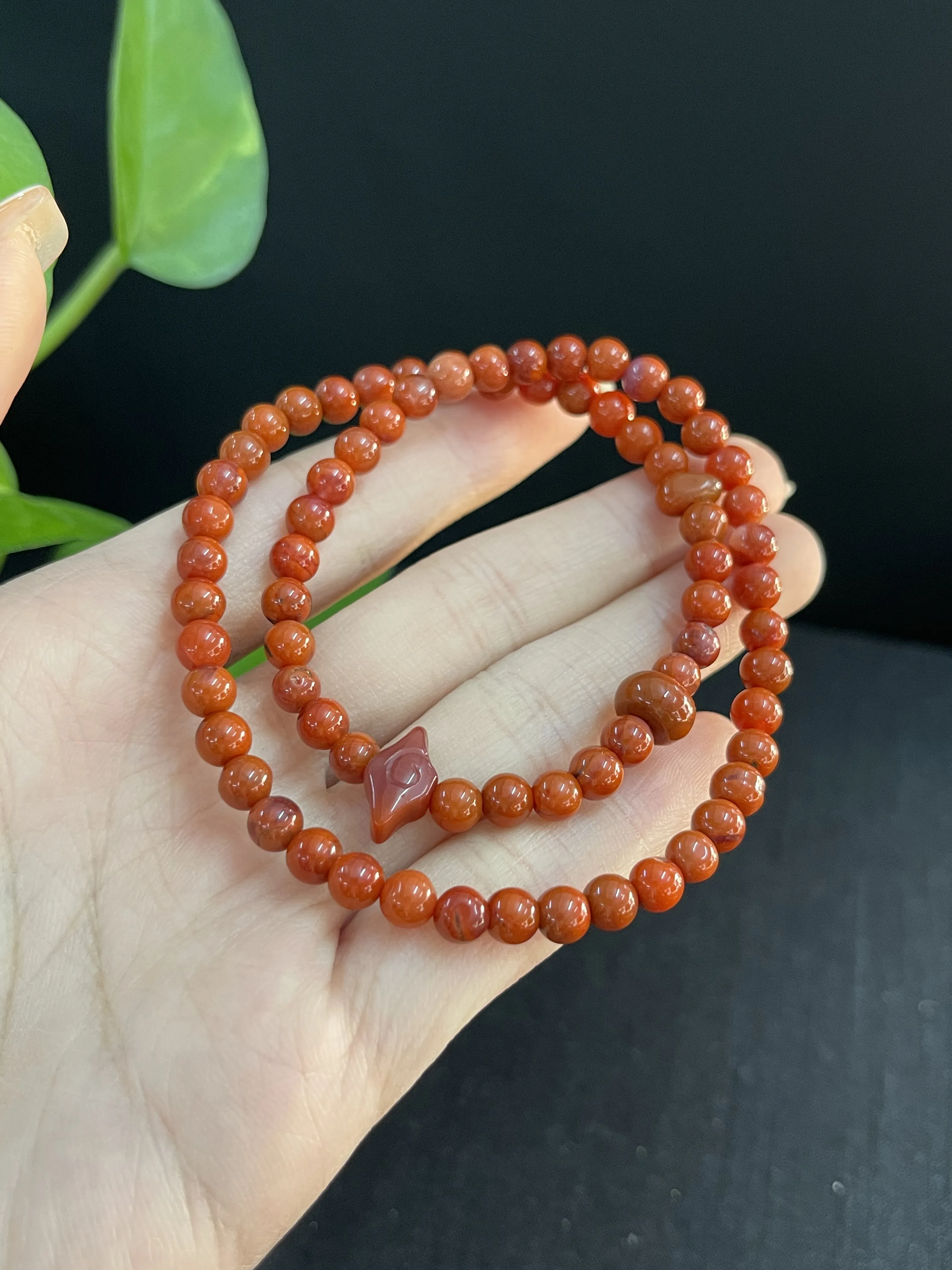 玛瑙珠链，商贸名称“南红玛瑙”