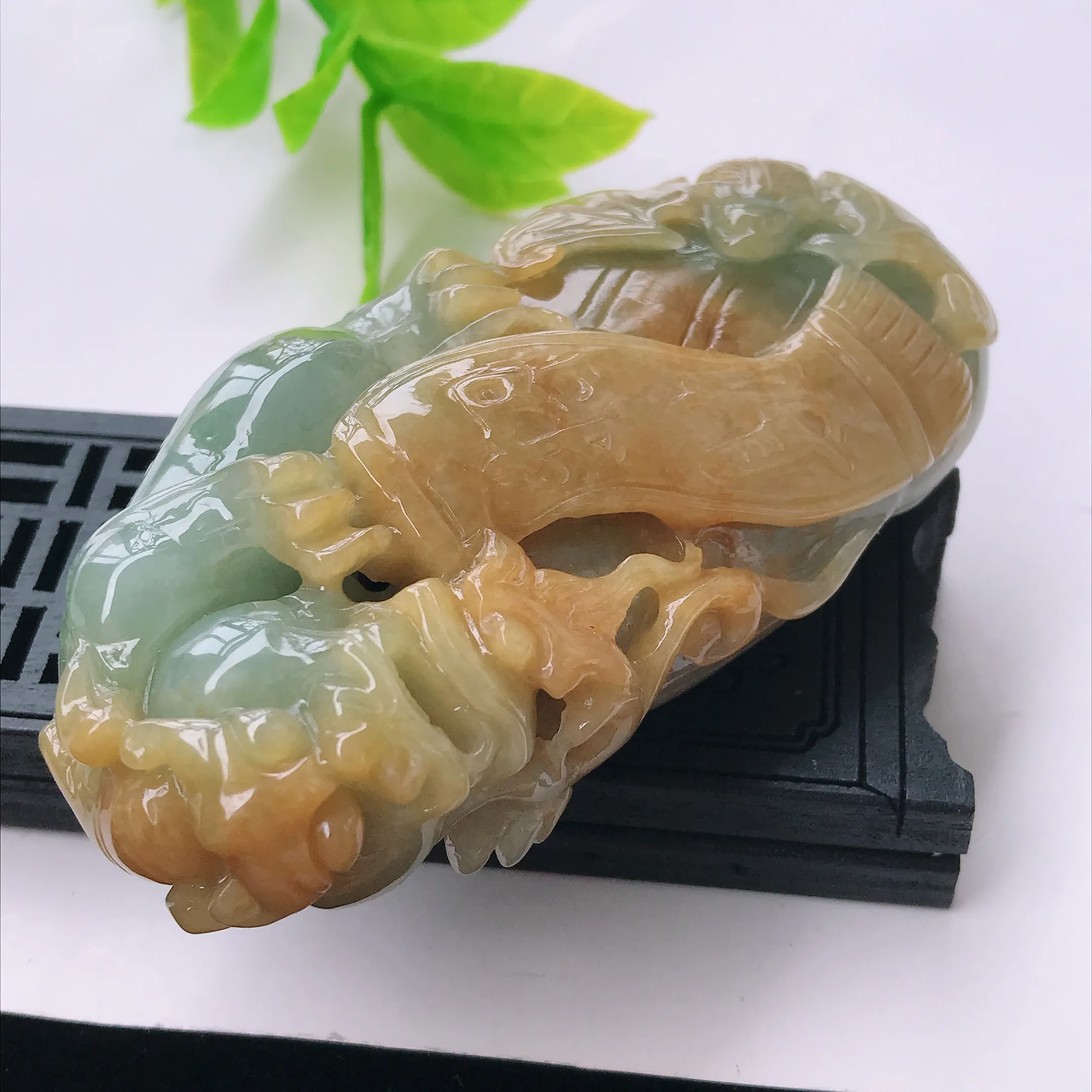 水润黄加绿精美招财貔貅翡翠把件  玉质细腻  冰清玉润  颜色漂亮 尺寸83.9/46.2/26.5