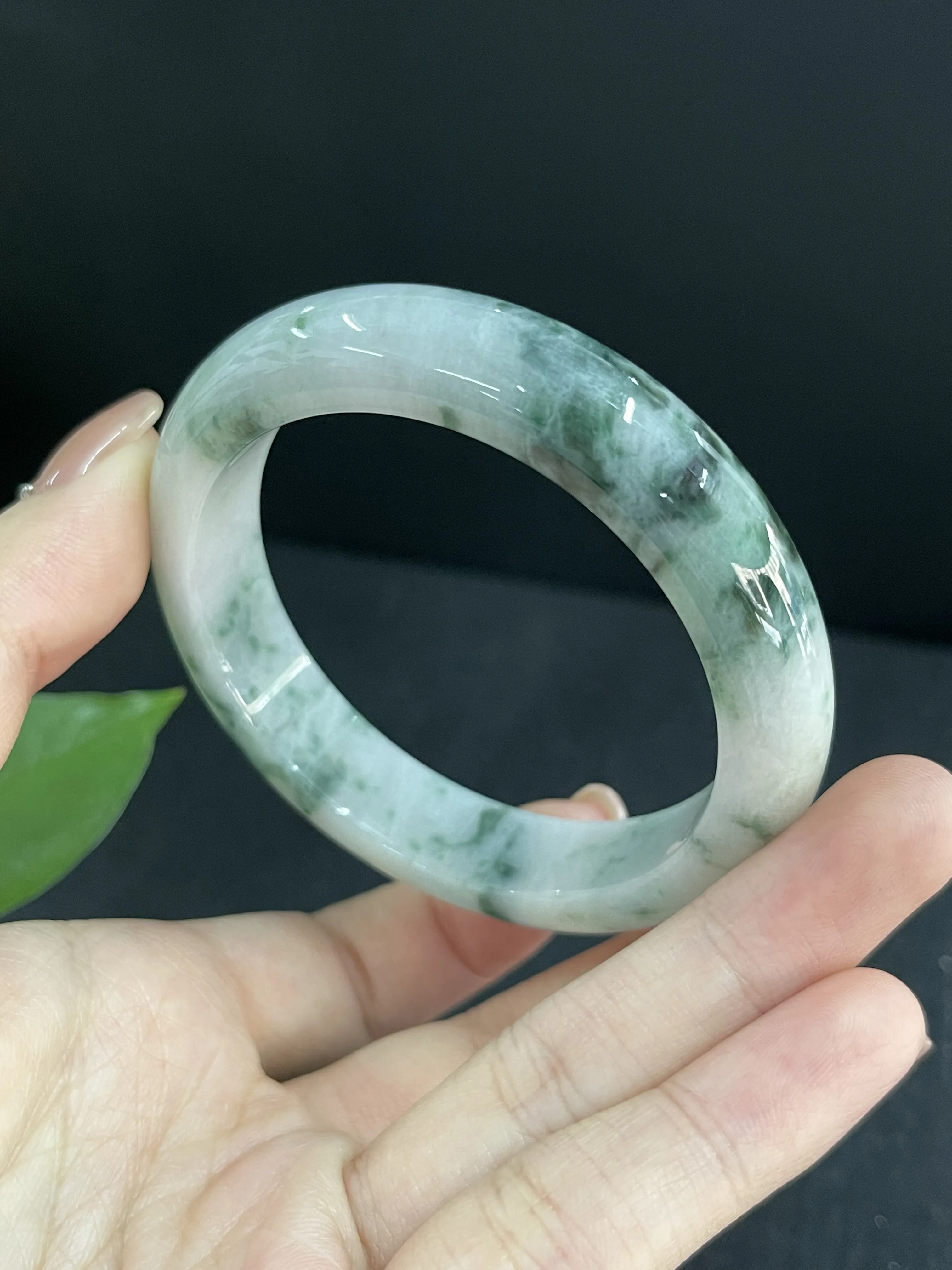 糯化种翡翠飘花正圈手镯圈口54#