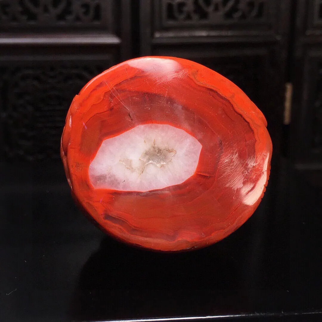 南红雕刻摆件【龙章】柿子红，雕刻精致，晶体油润，规格：36.2×40mm，重量：77.2克