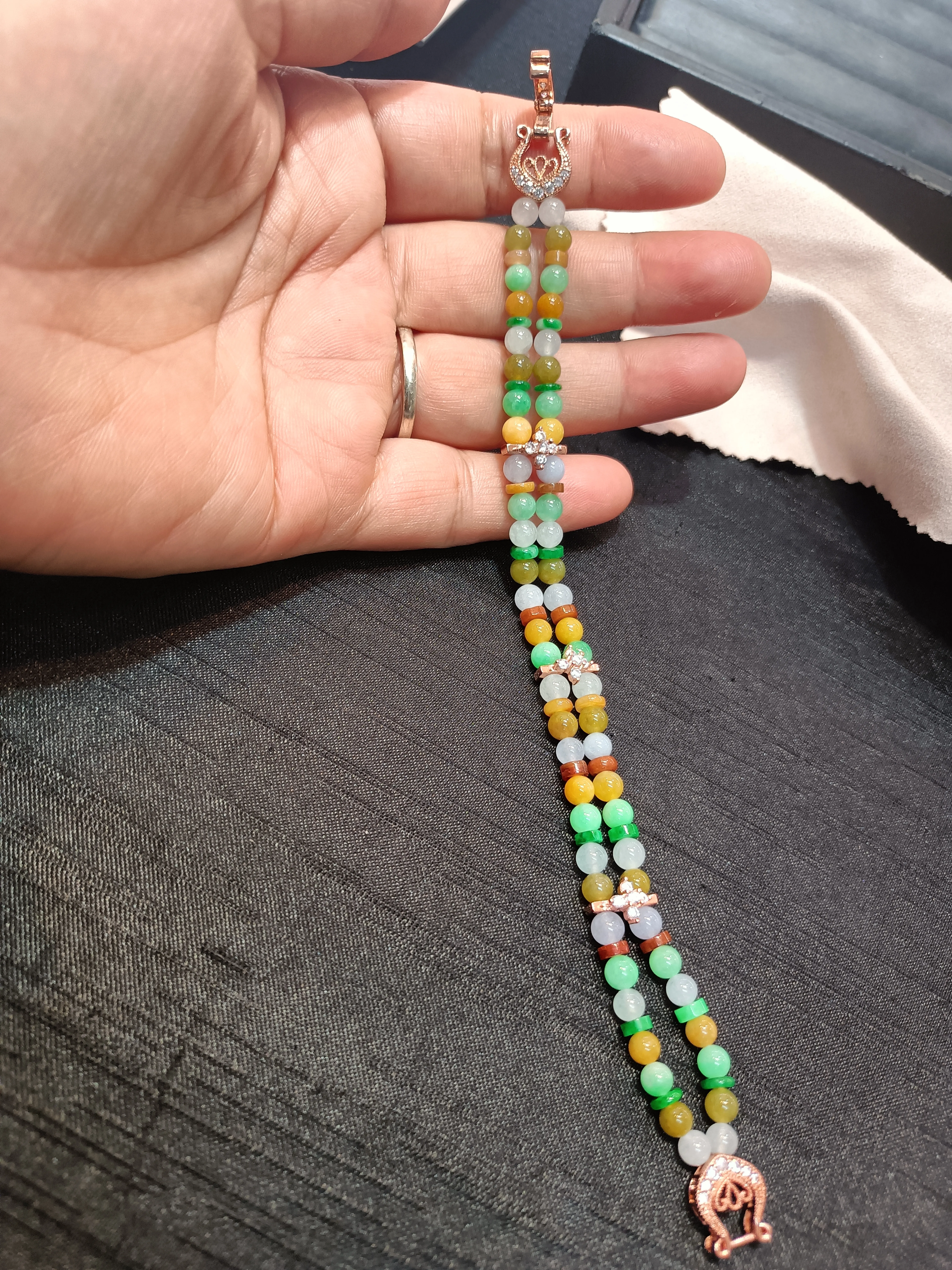 925银镶嵌翡翠多色手串，共9条，可单出，便宜，尺寸190/6.3**190/4.5看上哪条图一可画圈一条的卜价