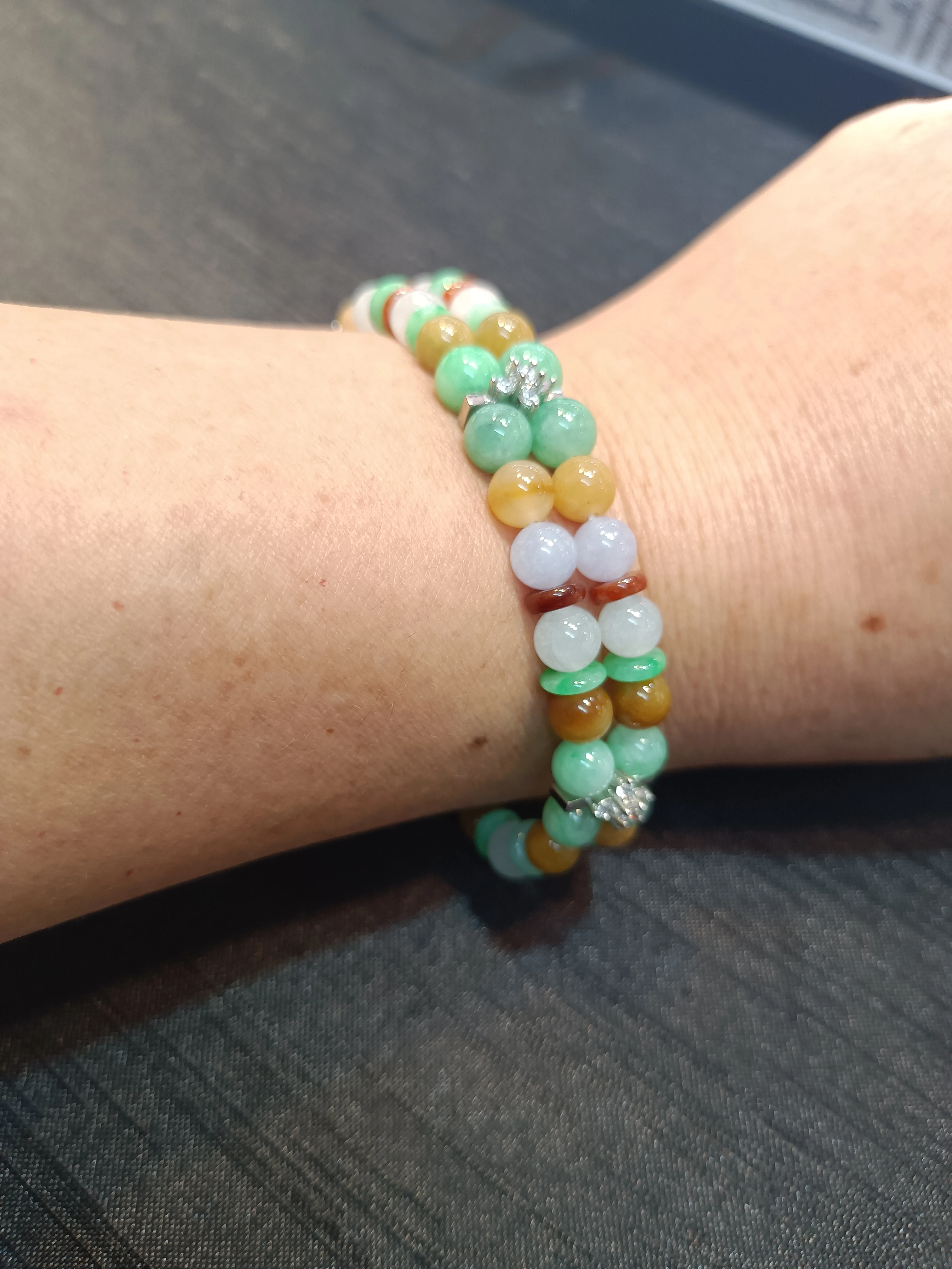 925银镶嵌翡翠多色手串，共9条，可单出，便宜，尺寸190/6.3**190/4.5看上哪条图一可画圈一条的卜价