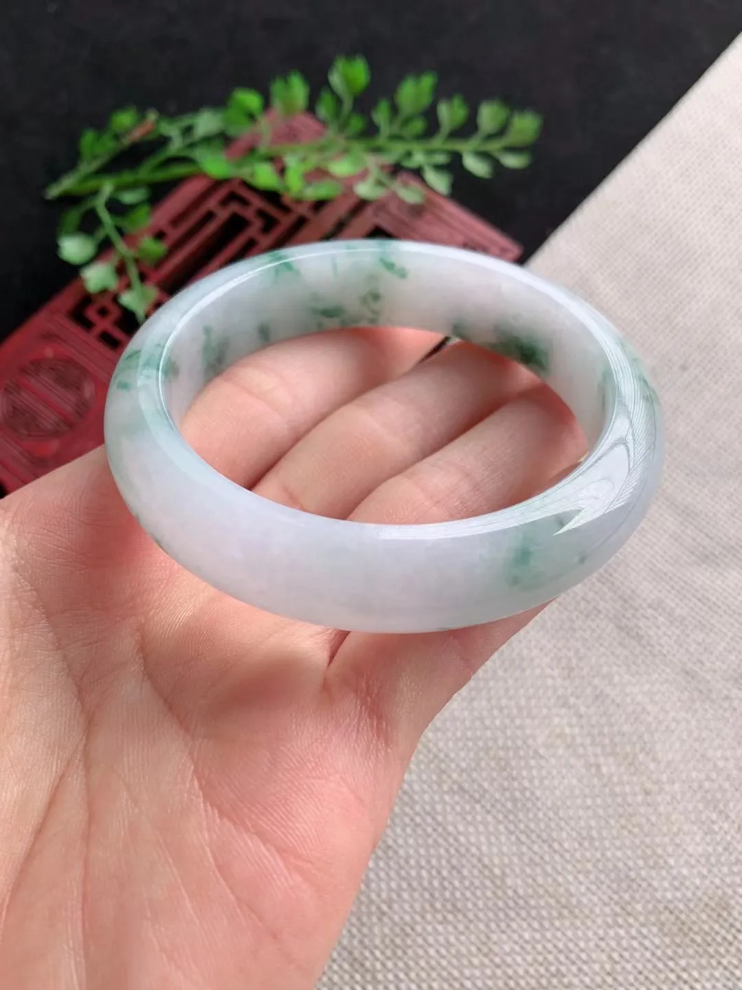 老坑飘花正圈手镯尺寸54圈口×13×8mm重量56.13g