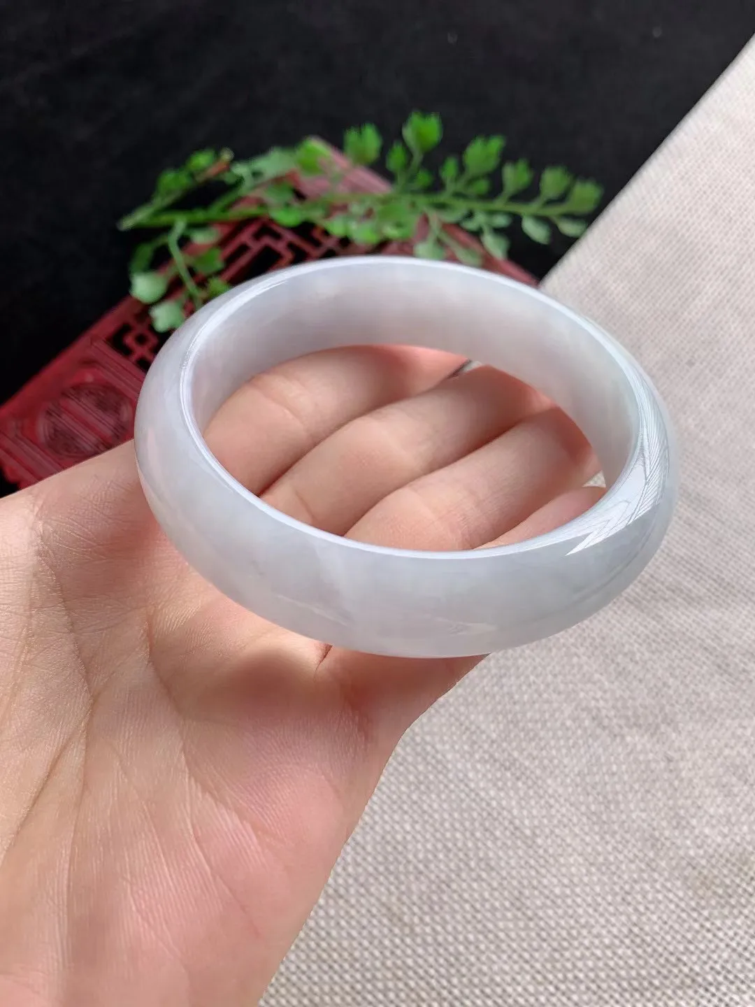 老坑浅绿正圈手镯尺寸56圈口×14.7×8mm重量59.79