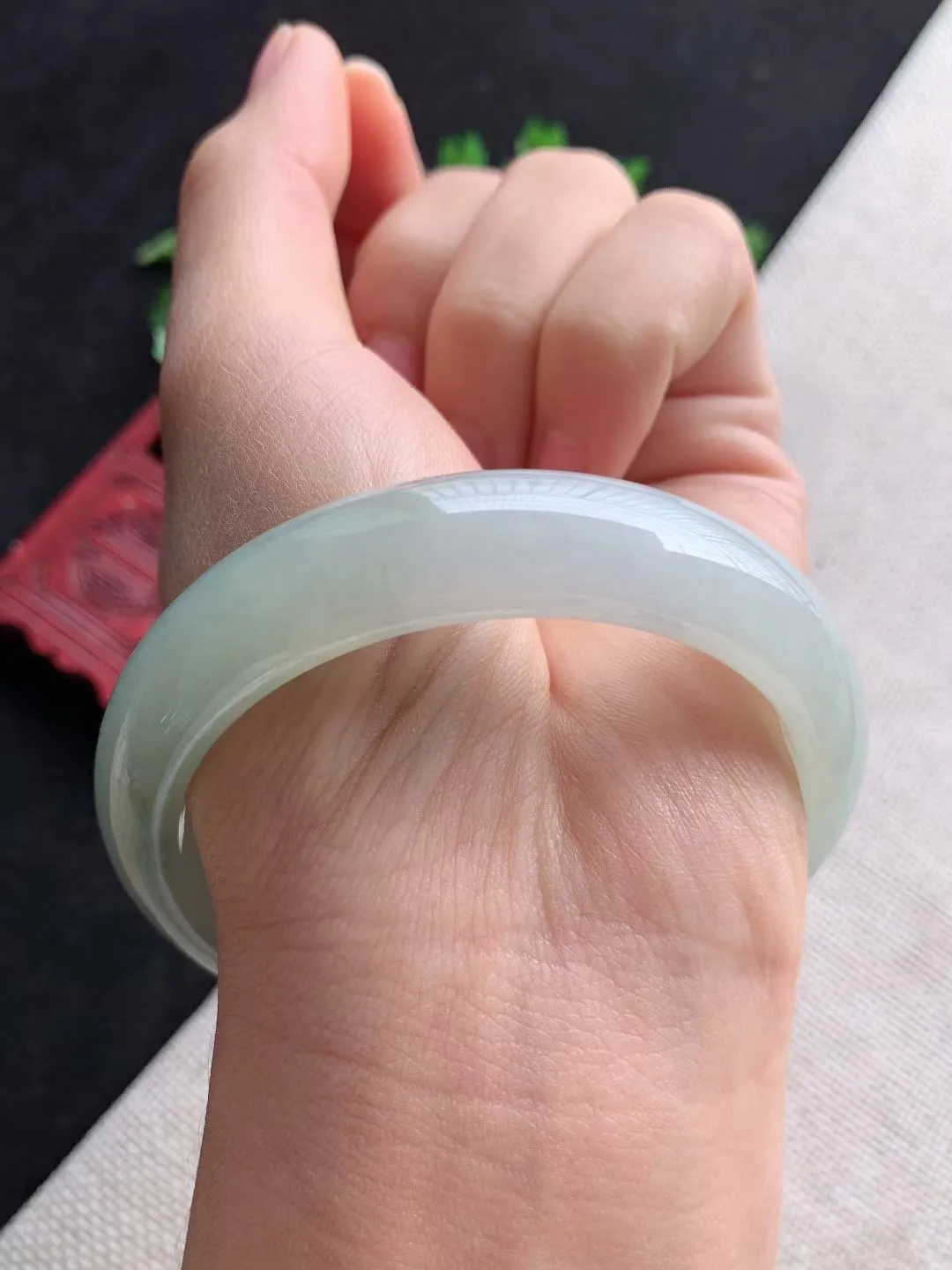 老坑飘绿正圈手镯尺寸55圈口×13×7.5mm重量53.10g