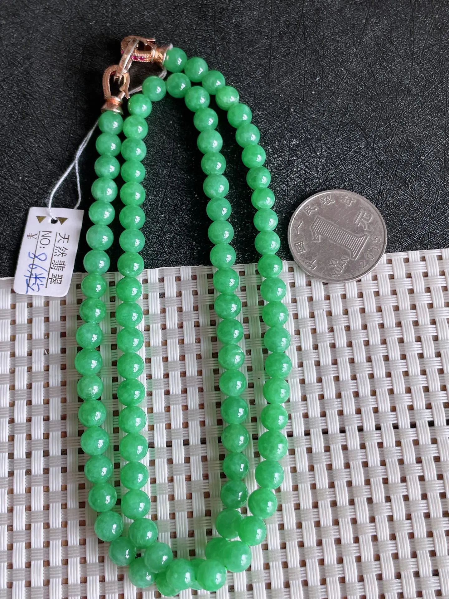 天然翡翠,老坑全胶感满绿圆珠项链86颗，尺寸:6mm， 4360