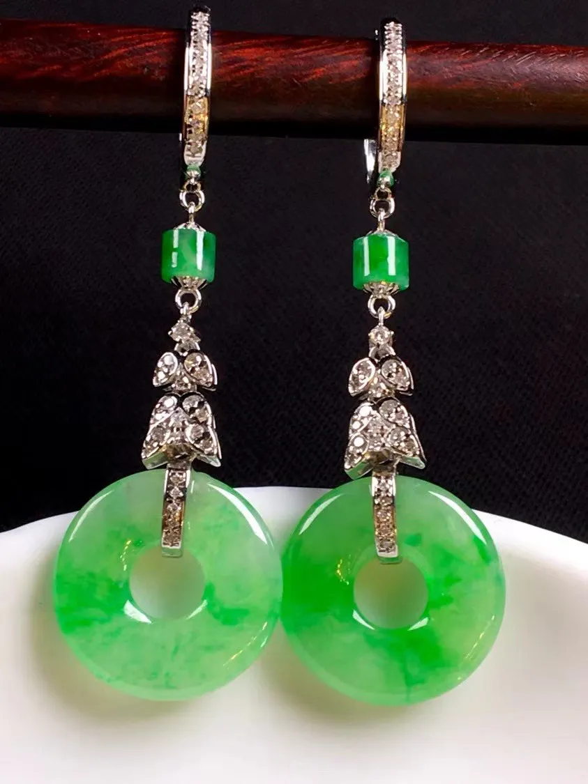 冰种飘阳绿平安扣耳坠、真金真钻镶嵌，种水好，玉质细腻 .裸石尺寸 14.8*2.8