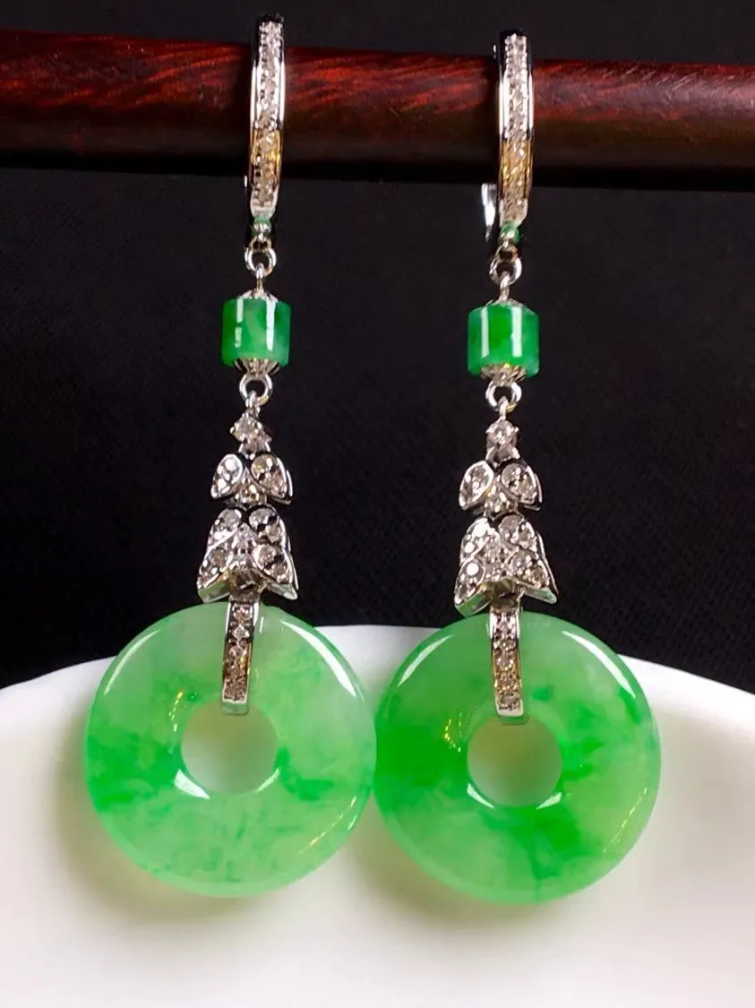 冰种飘阳绿平安扣耳坠、真金真钻镶嵌，种水好，玉质细腻 .裸石尺寸 14.8*2.8