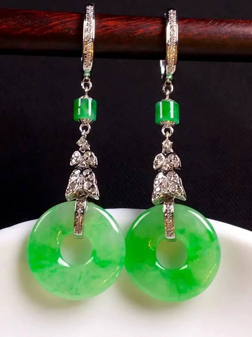 冰种飘阳绿平安扣耳坠、真金真钻镶嵌，种水好，玉质细腻 .裸石尺寸 14.8*2.8