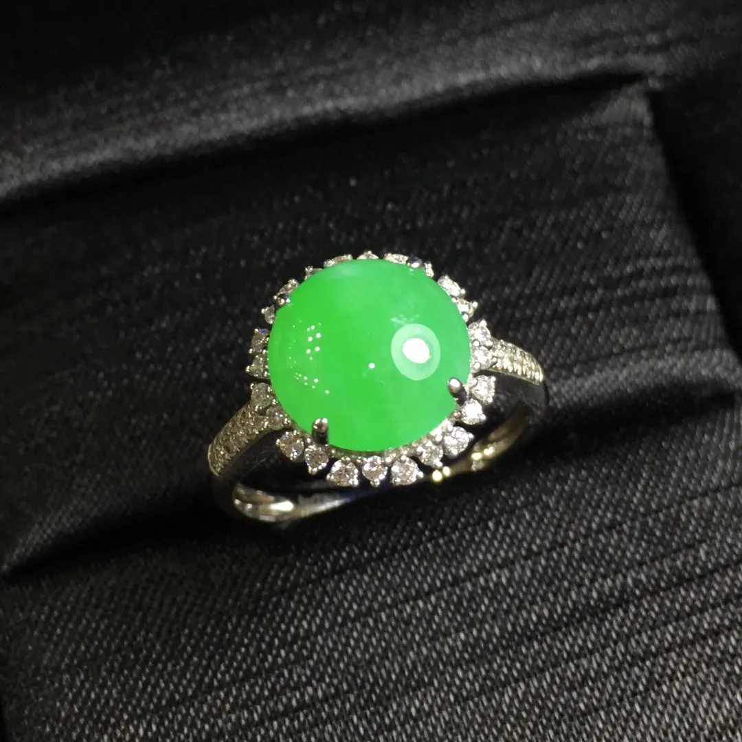 18K金镶玉戒指，14号圈可改，冰满绿，辣绿，天然A货翡翠玉戒面，老坑料，18k金钻石，真金真钻，裸