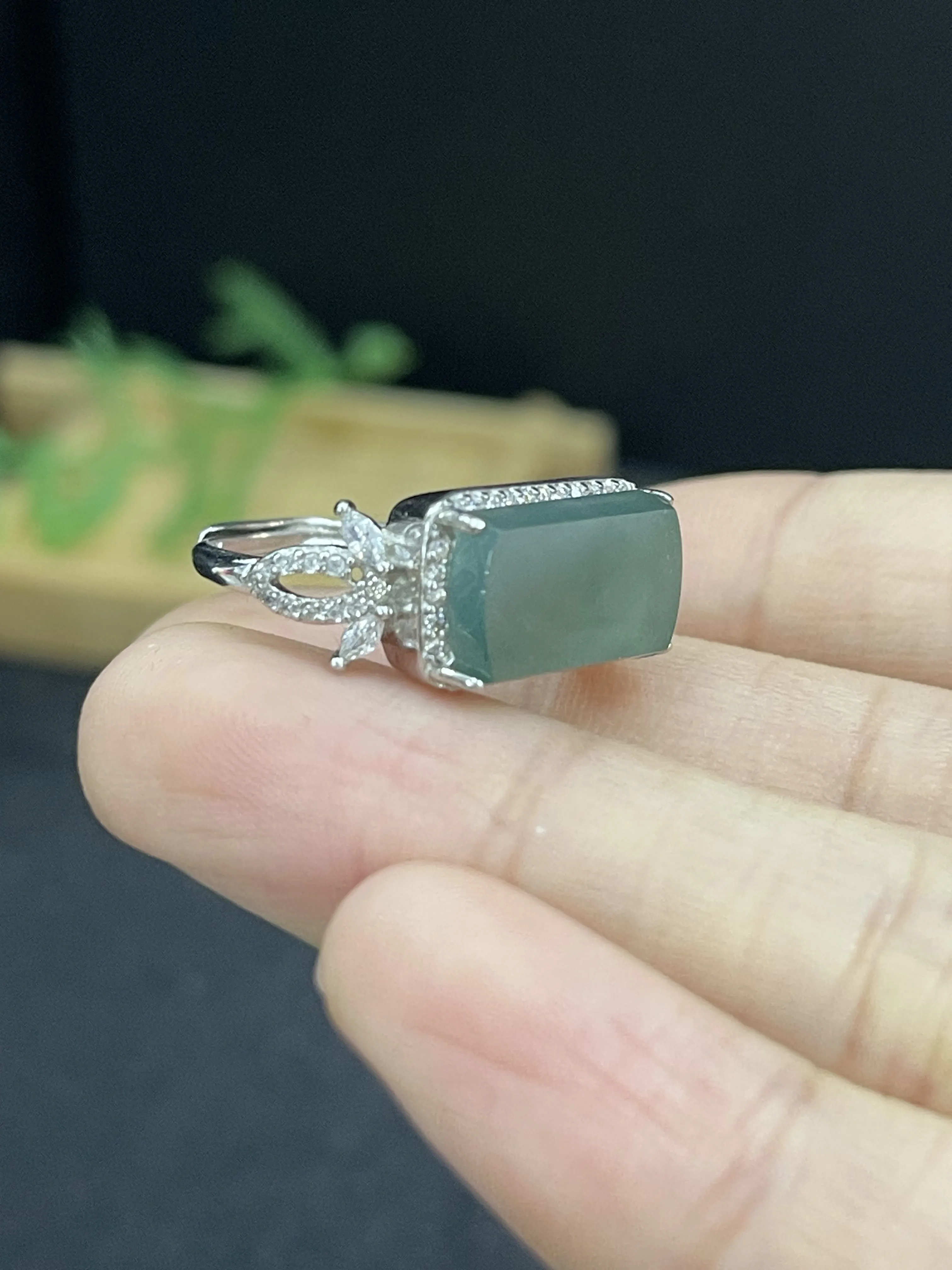 翡翠戒指，印记：S925