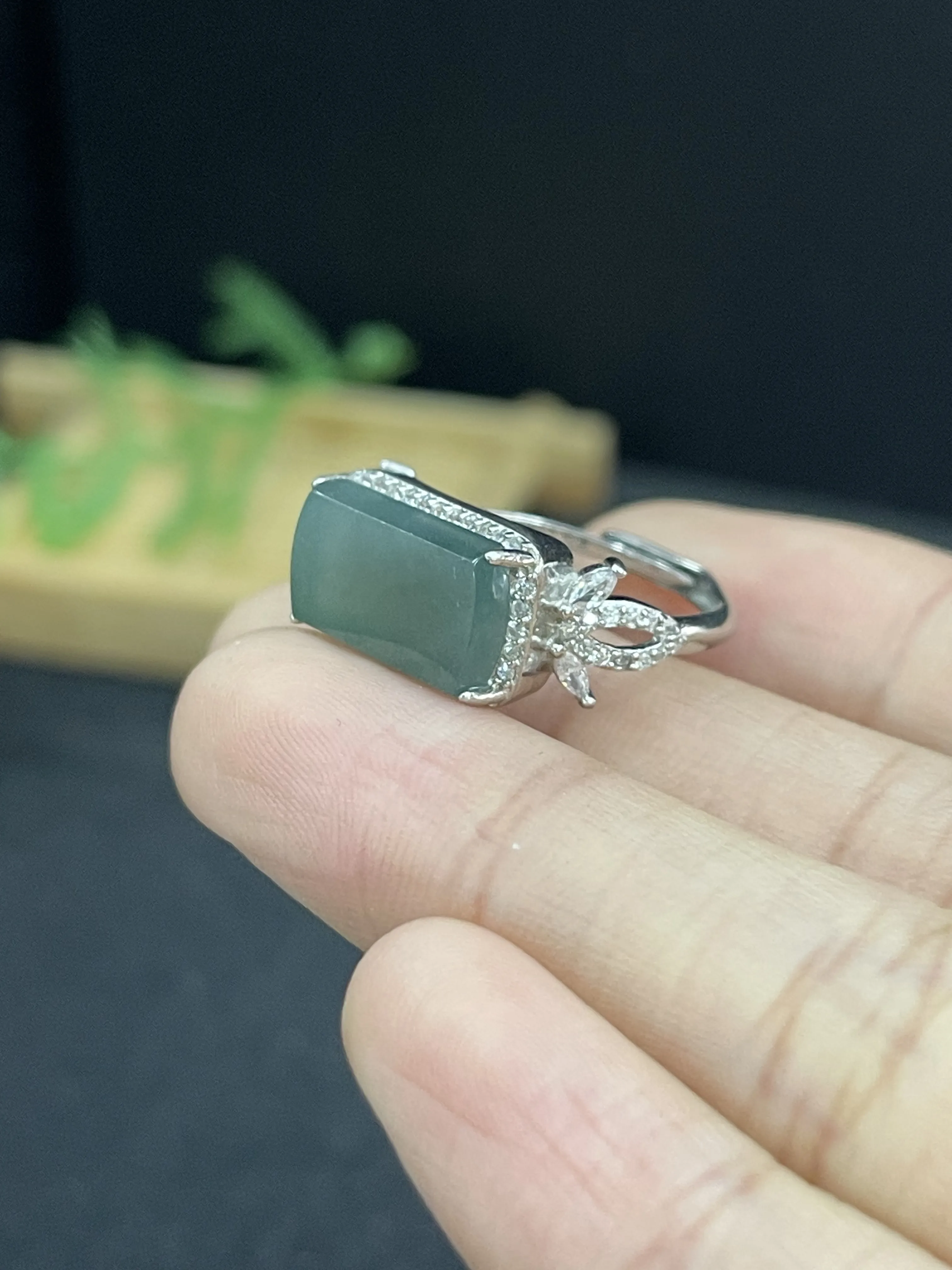 翡翠戒指，印记：S925
