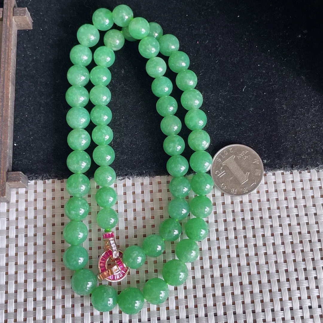 翡翠a货满绿圆珠项链54颗，尺寸 9.8， 113.53