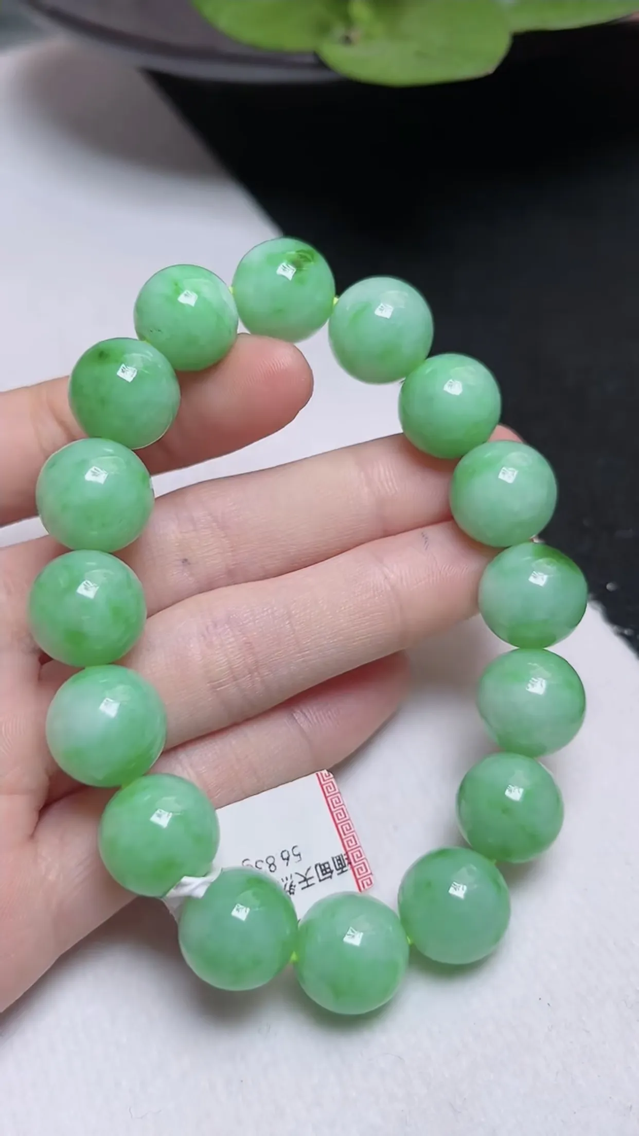 缅甸玉天然翡翠A货 老坑料起胶冰润 绿色圆珠手链 手串  尺寸：12.8mm   y56.83