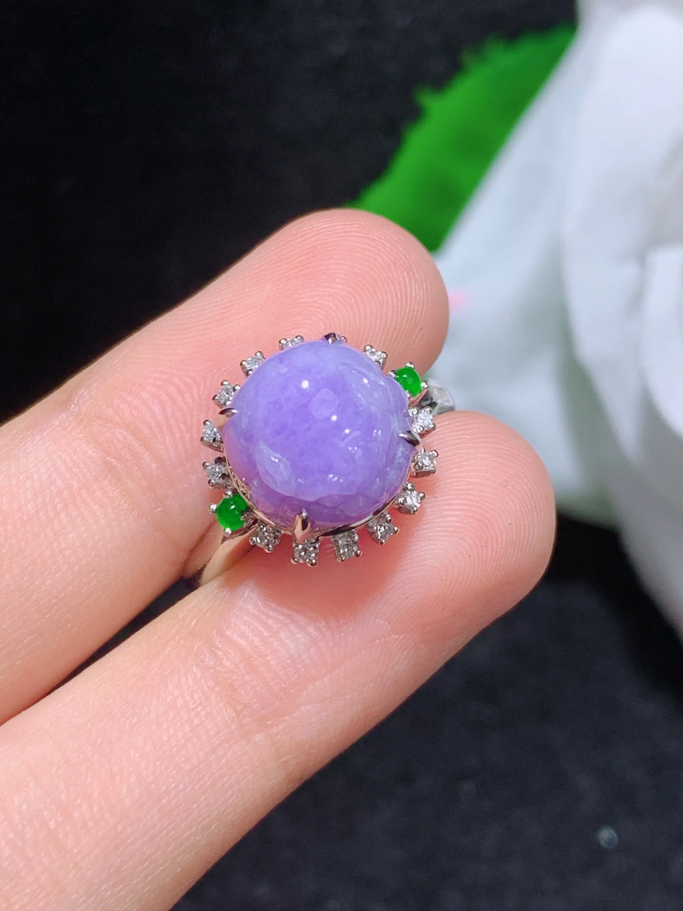 紫罗兰貔貅戒指，18k金镶嵌，颜色清爽，水润，整体规格：12.9-14