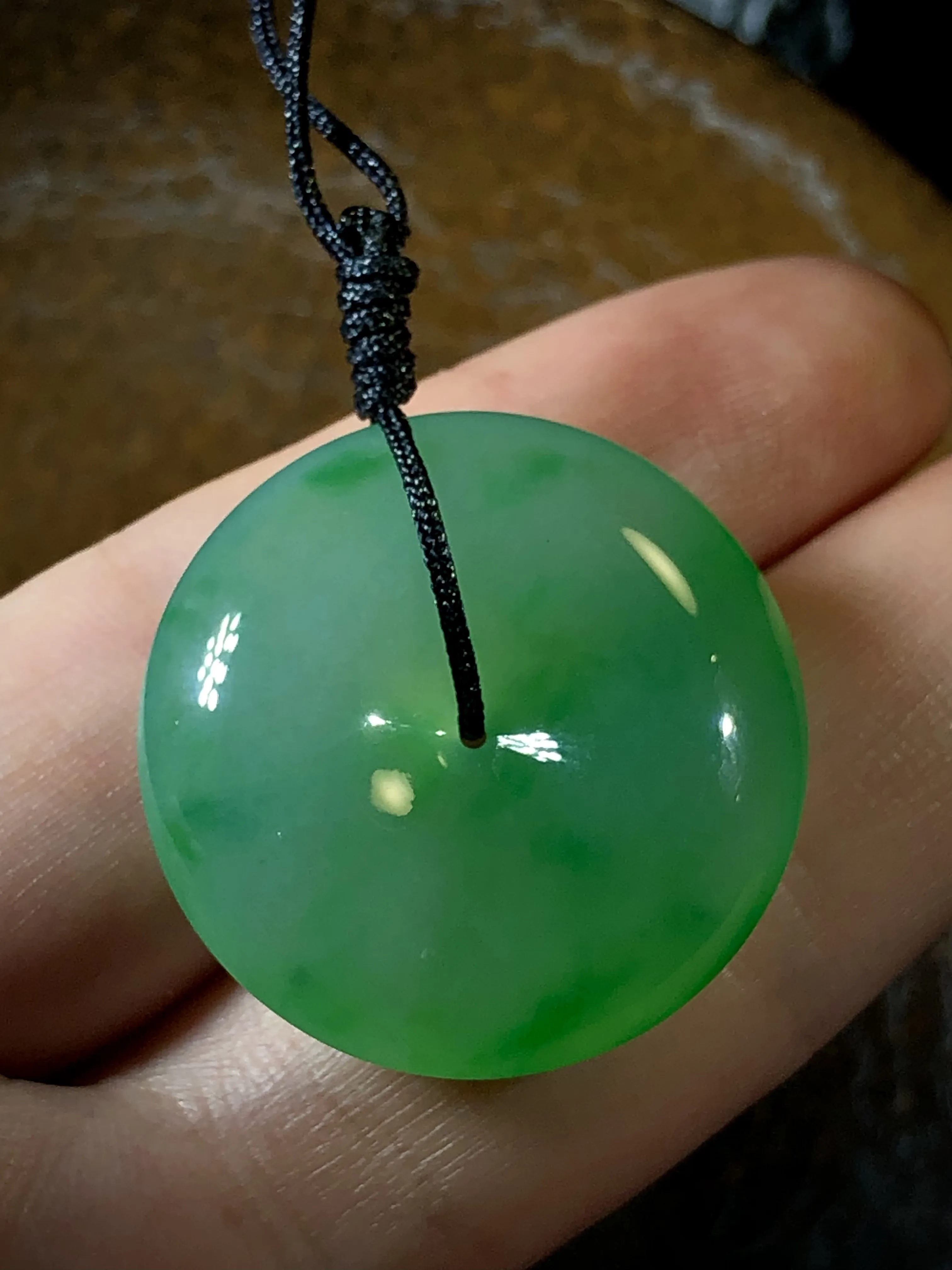 绿花平安扣子，29.8-8mm，种水不错，料子好