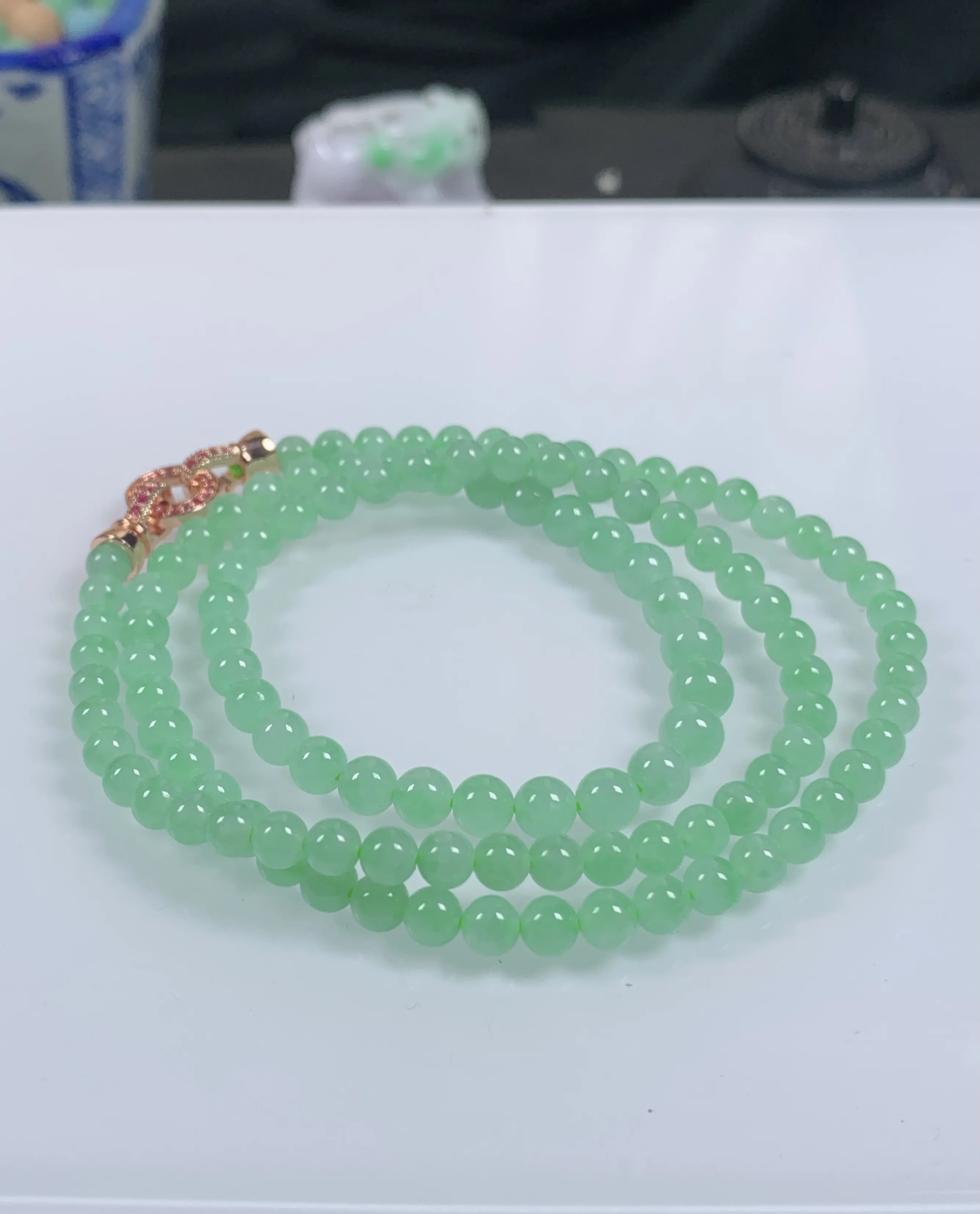 缅甸天然翡翠A货，冰种满绿甜绿步步高升塔珠圆珠项链手链，尺寸：大珠约5.6mm小珠约4.4mm重量：23.30g