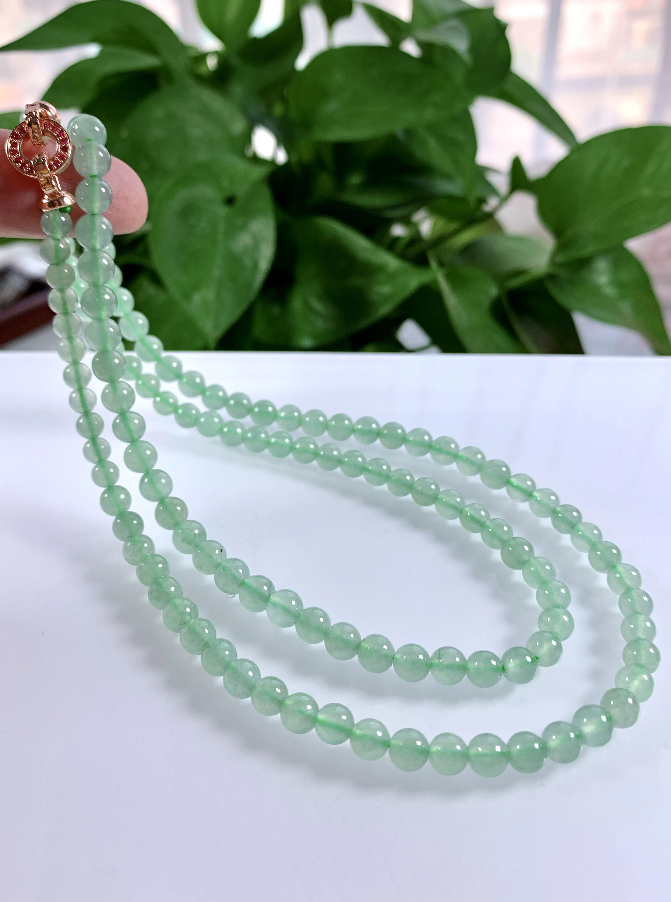 缅甸天然翡翠A货，冰种起胶晴水圆珠项链手链，尺寸：6mm/124颗，长度670mm，重量：约36.50g