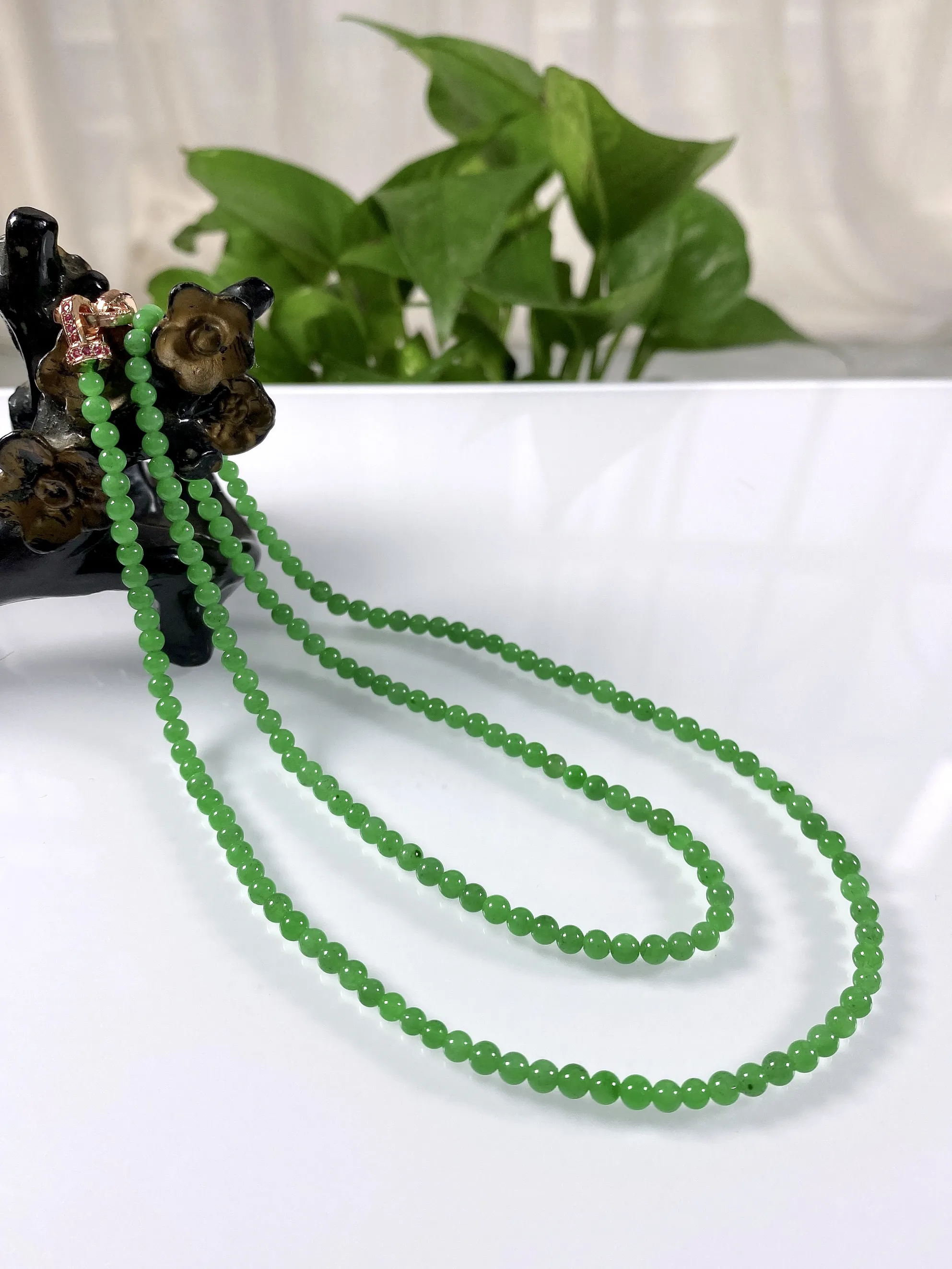 缅甸天然翡翠A货，高冰种满绿正阳绿小米圆珠项链手链，尺寸：3.6mm/180颗，长度600mm，重量