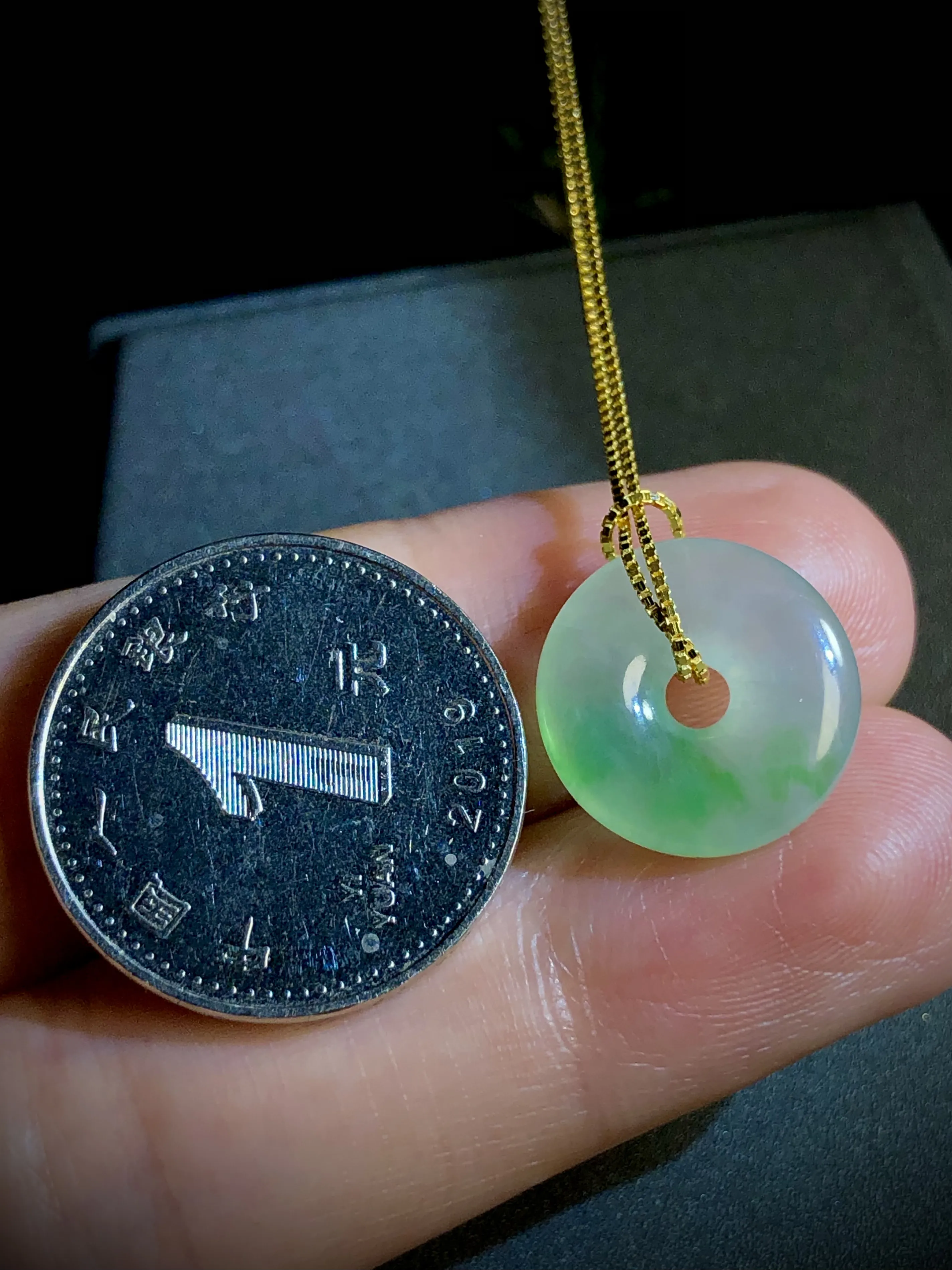 绿花扣子，14.8-4.2mm，银链，