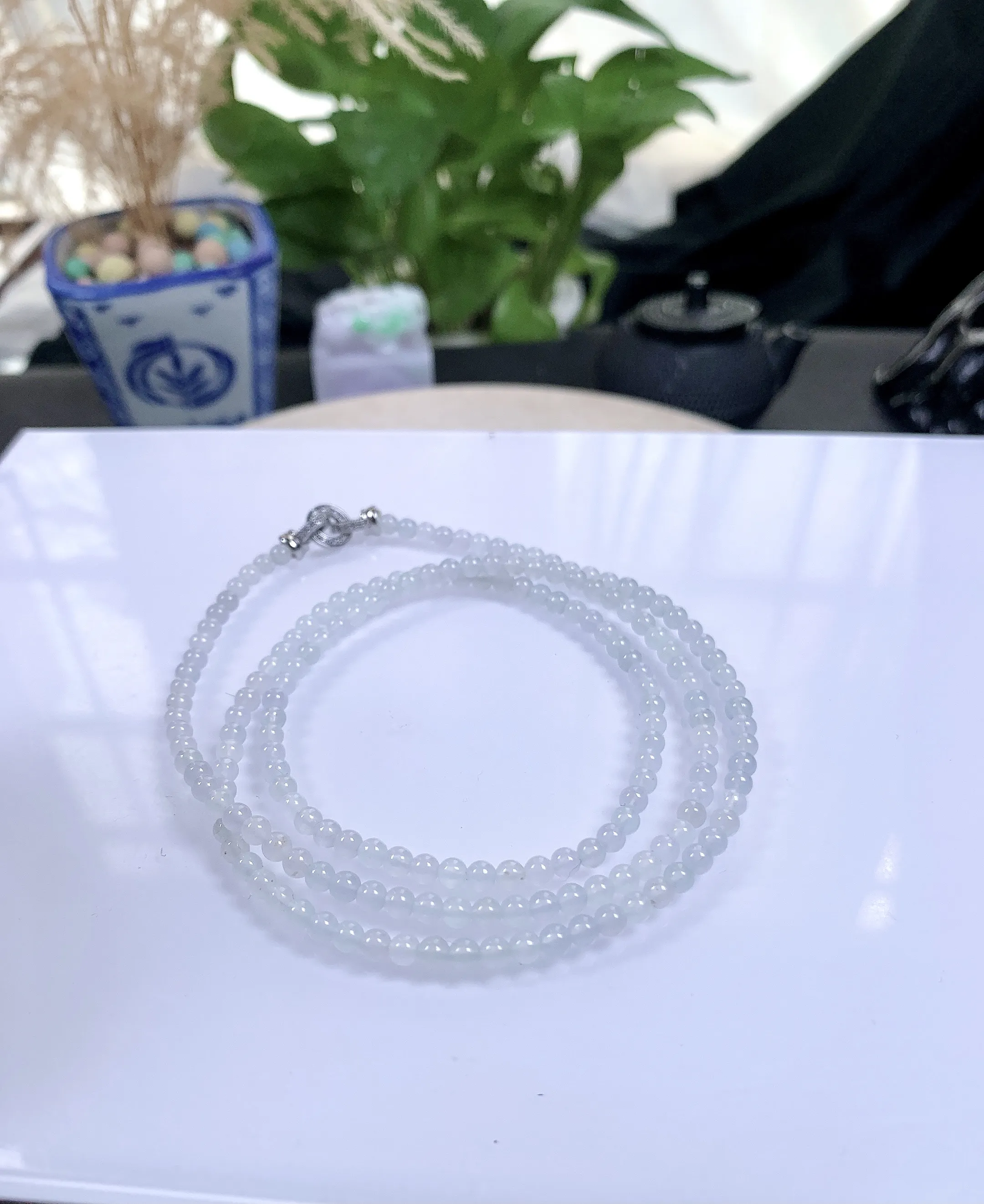 缅甸天然翡翠A货，卡3.7冰种起光起胶圆珠项链手链，尺寸：3.7mm/180颗，长度660mm，重量：16.00g