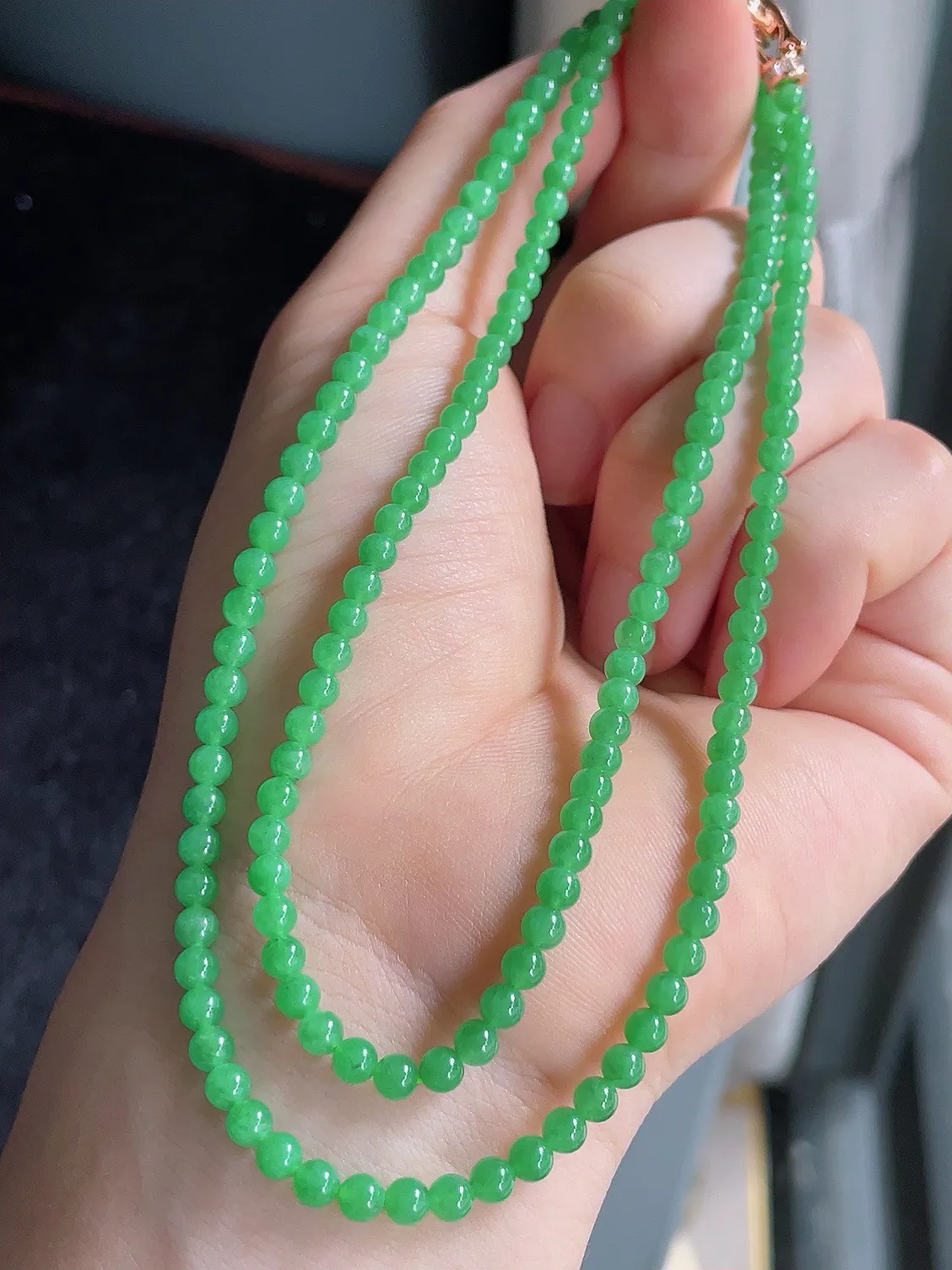 缅甸天然A货翡翠天然翡翠A货，满绿小米珠珠链，3.7-4.1mm。-1035