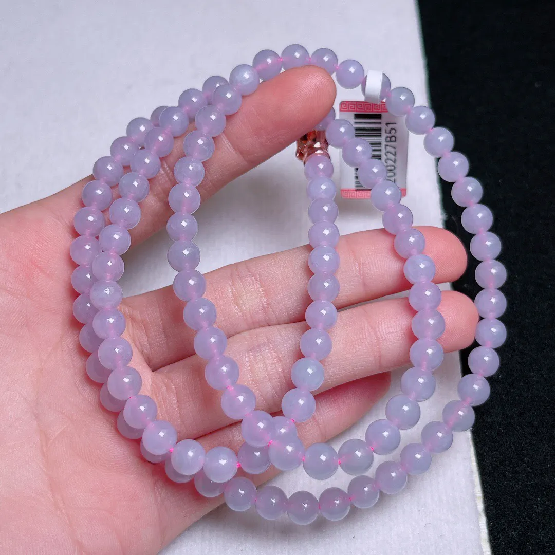紫罗兰圆珠项链 透绳紫气东来珠链
尺寸 6.2mm  重量43.50g
缅甸天然A货翡翠