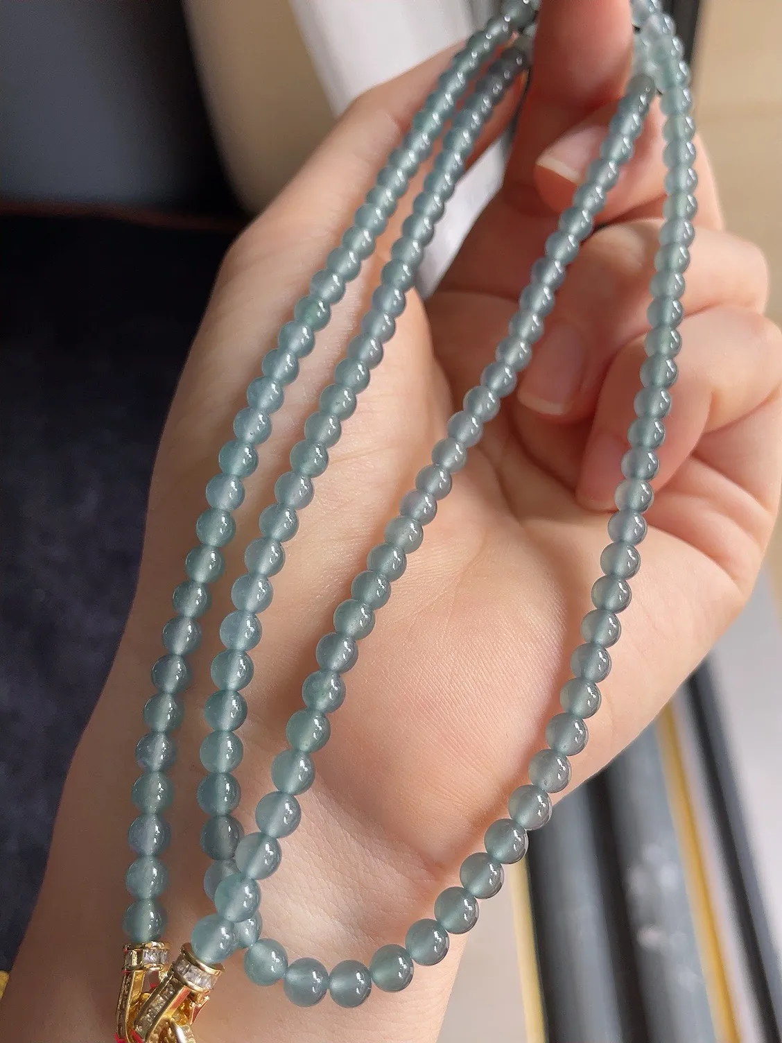 天然翡翠A货，冰蓝水珠链，尺寸4.4mm。-1274