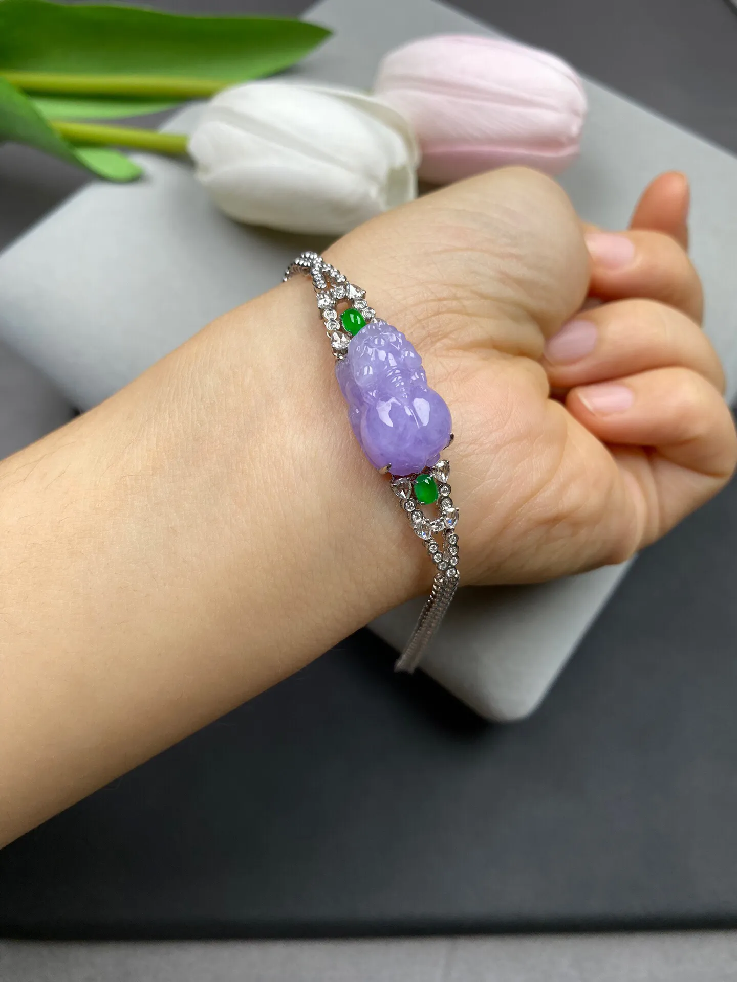 冰糯种紫罗兰貔貅手链 总长度约125毫米裸石19-11.7-9.8毫米 色彩艳丽 独特精美