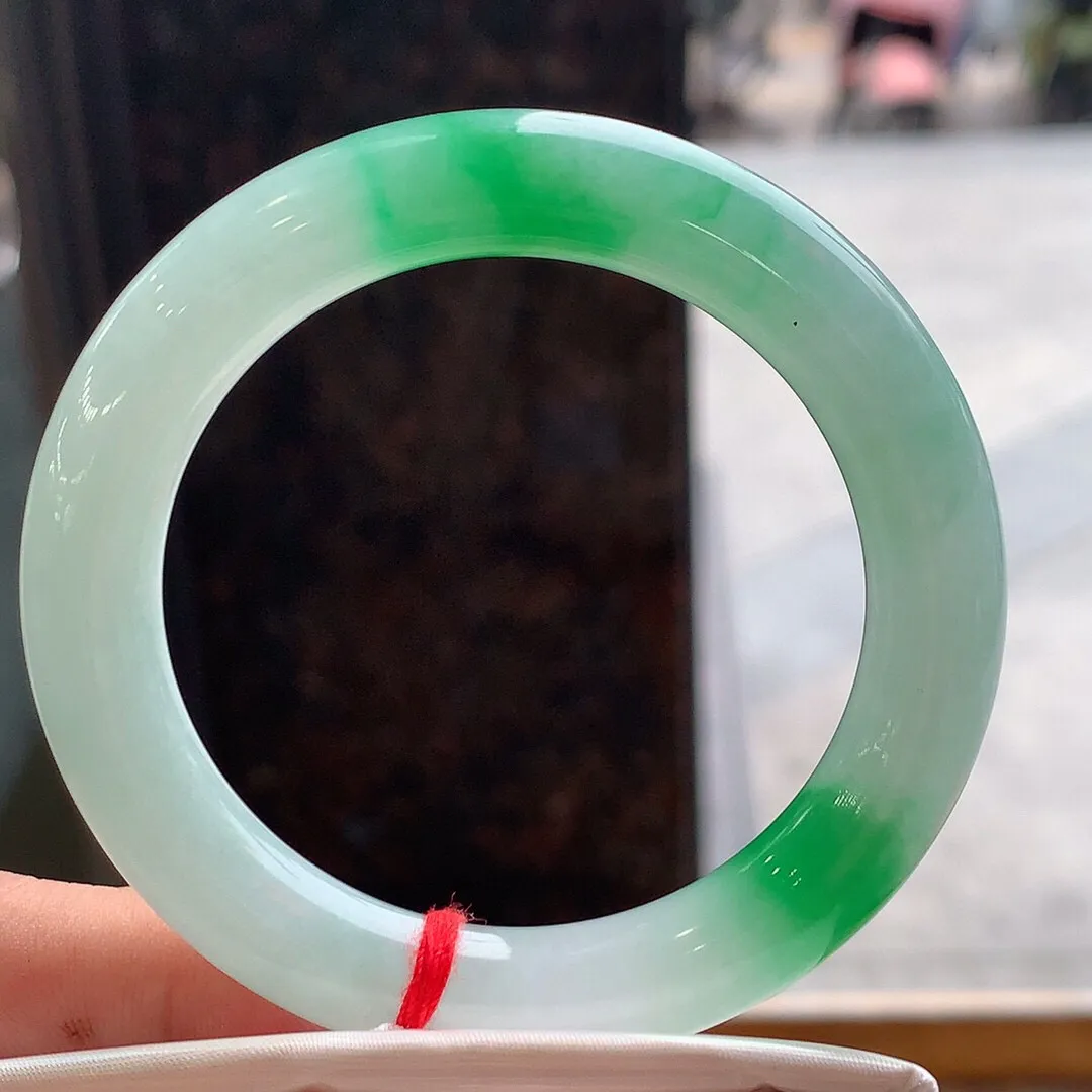 圆条冰阳绿 尺寸:51.1/10.1/9.8种色兼备