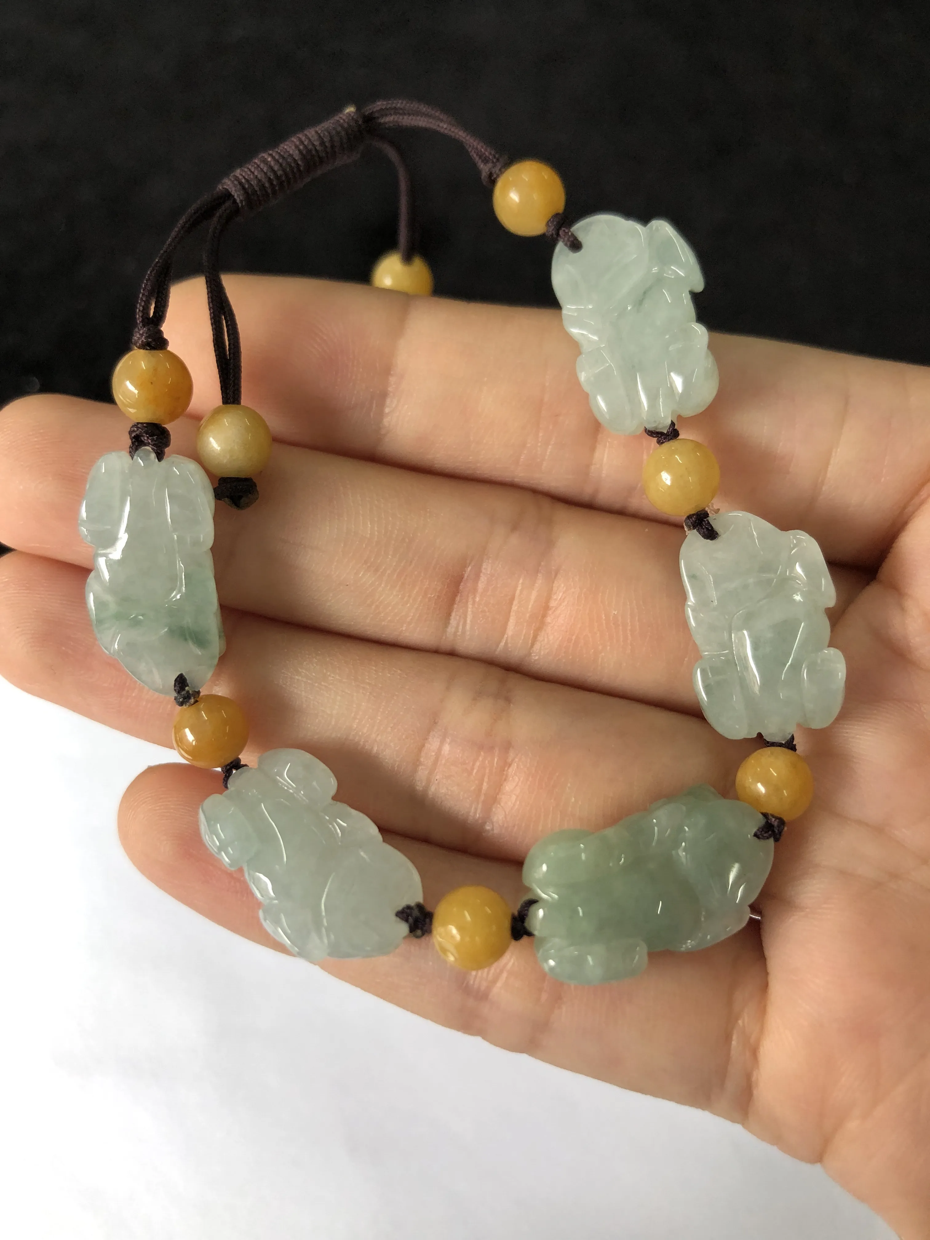 翡翠糯化种白色翡翠