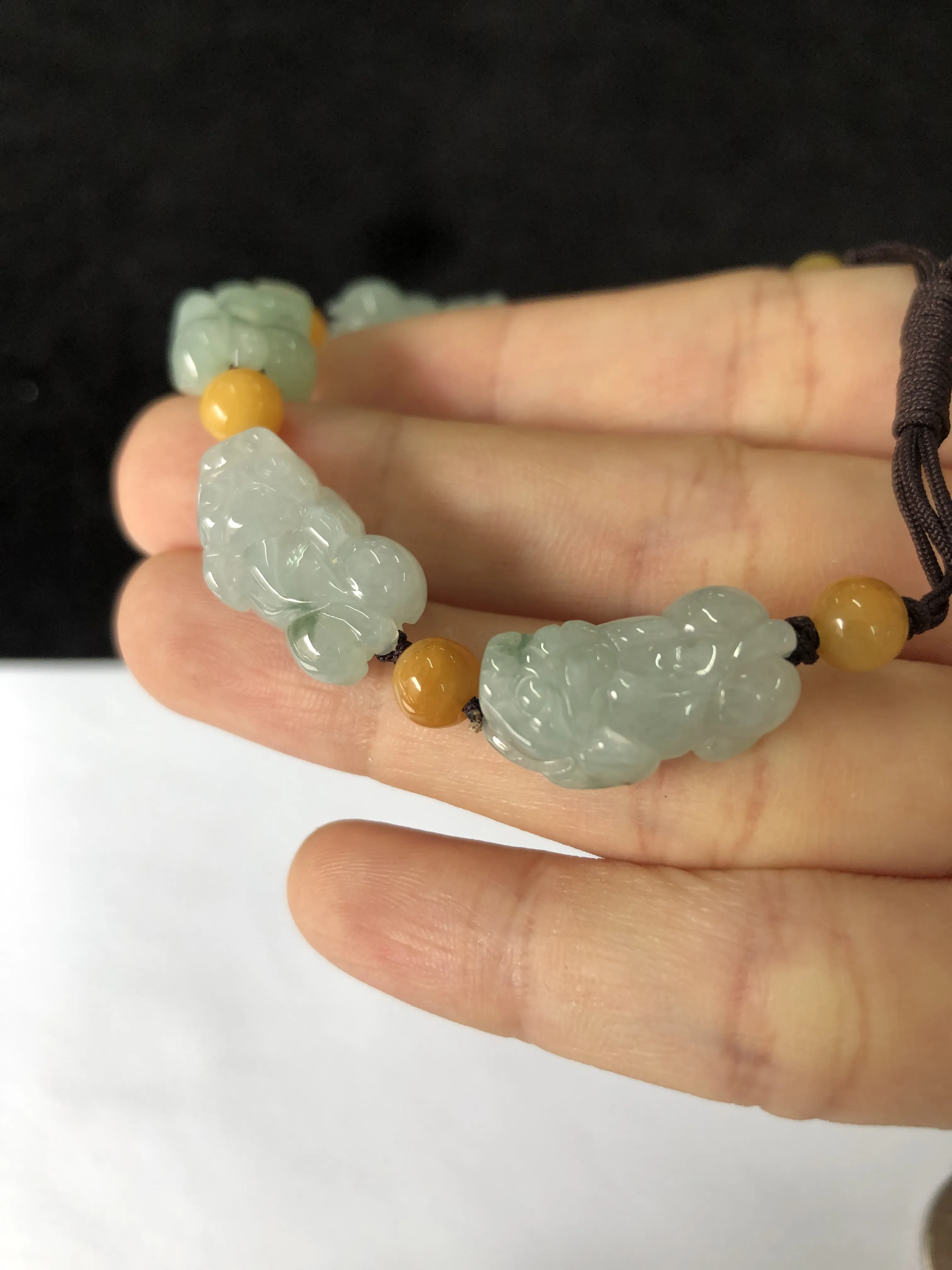 翡翠糯化种白色翡翠