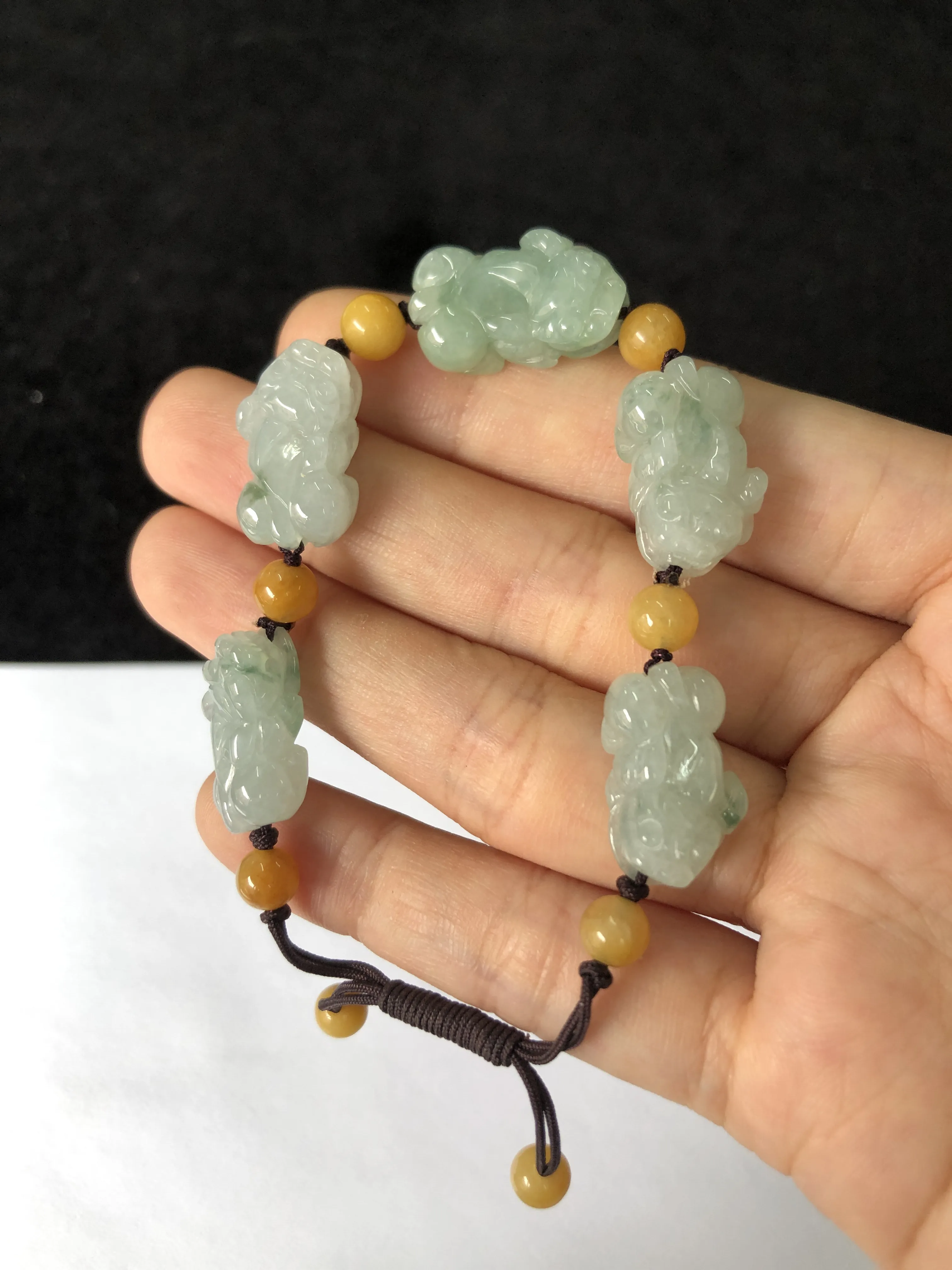 翡翠糯化种白色翡翠