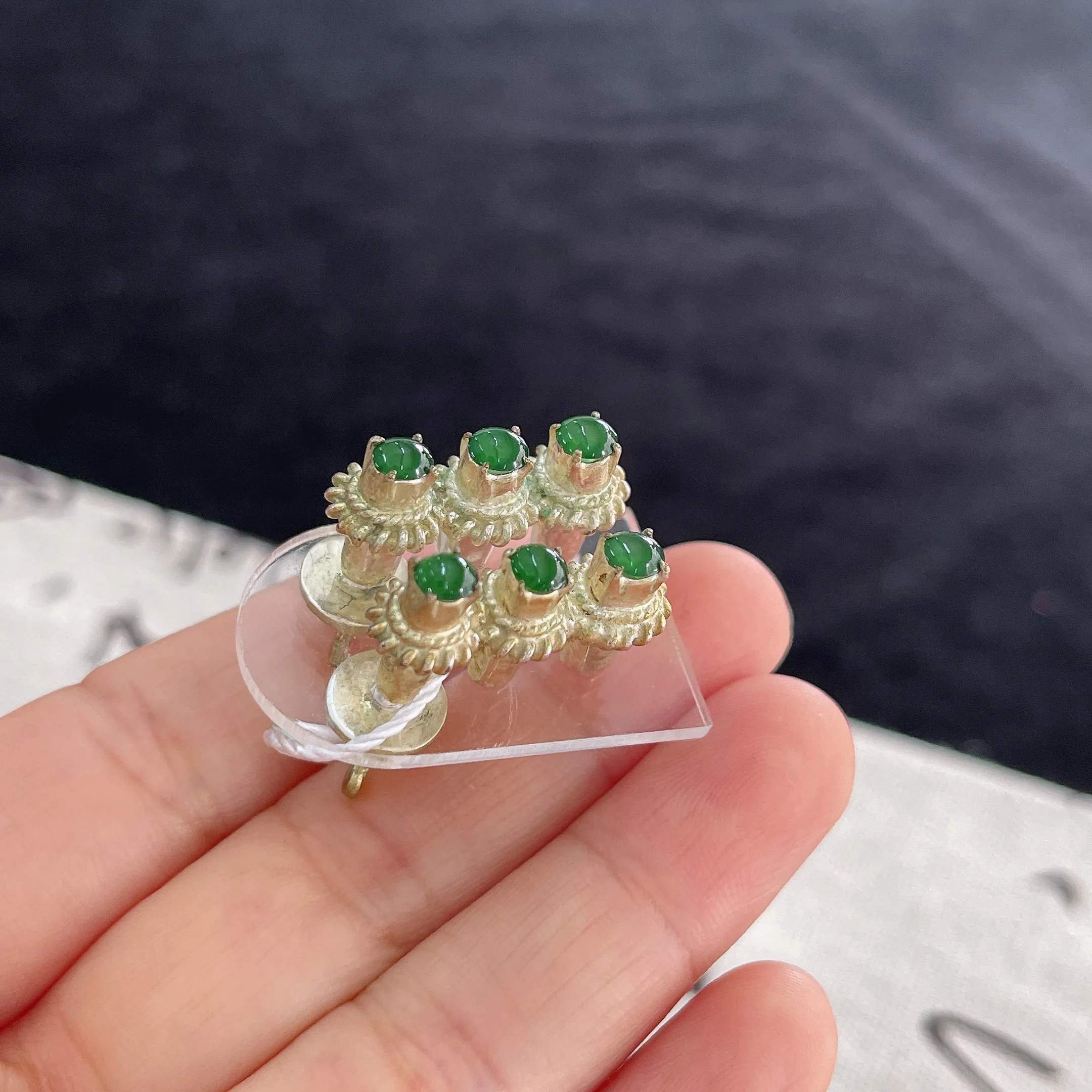 翡翠圆/椭圆形，价格为单颗价格，随机发