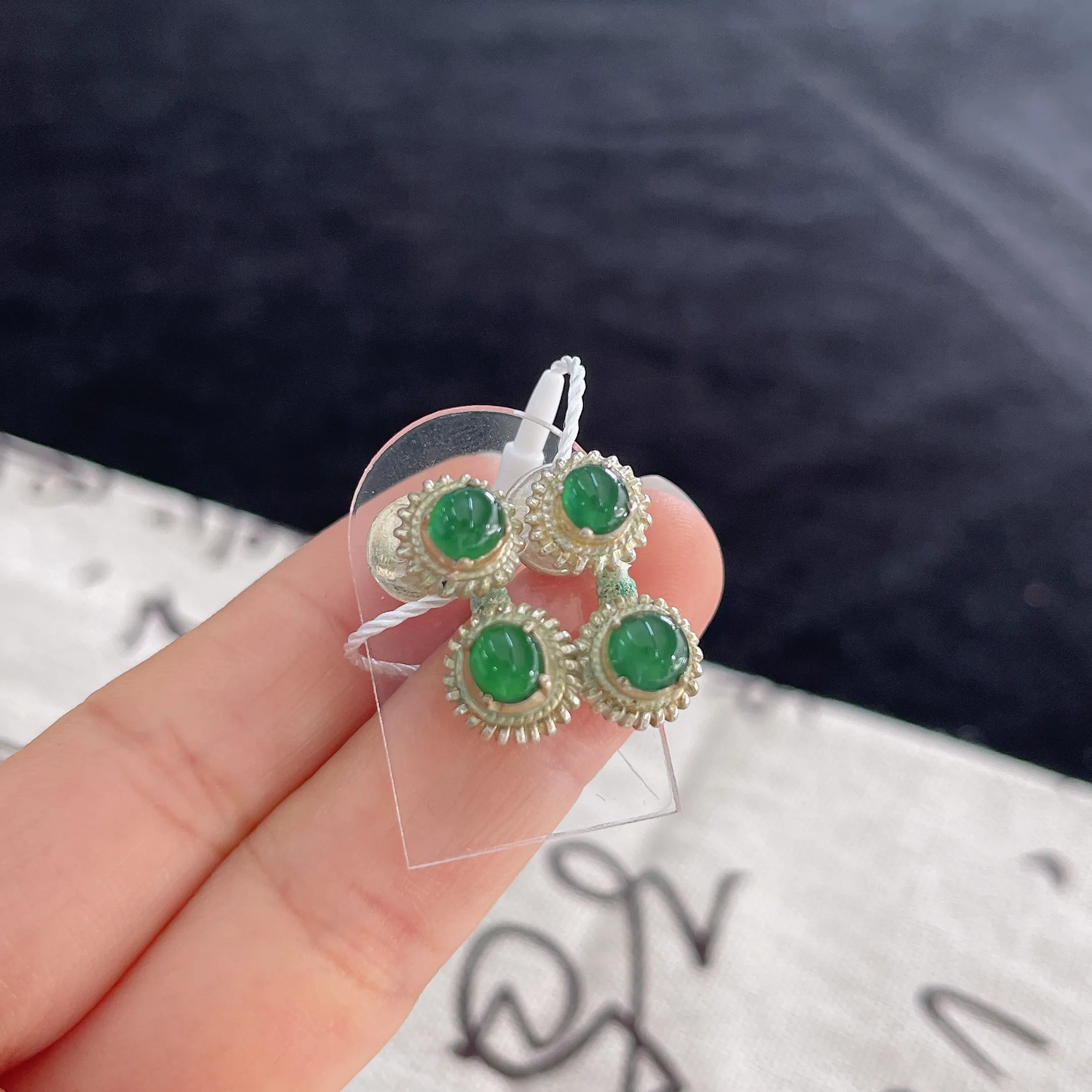 翡翠圆/椭圆形，价格为单颗价格，随机发货