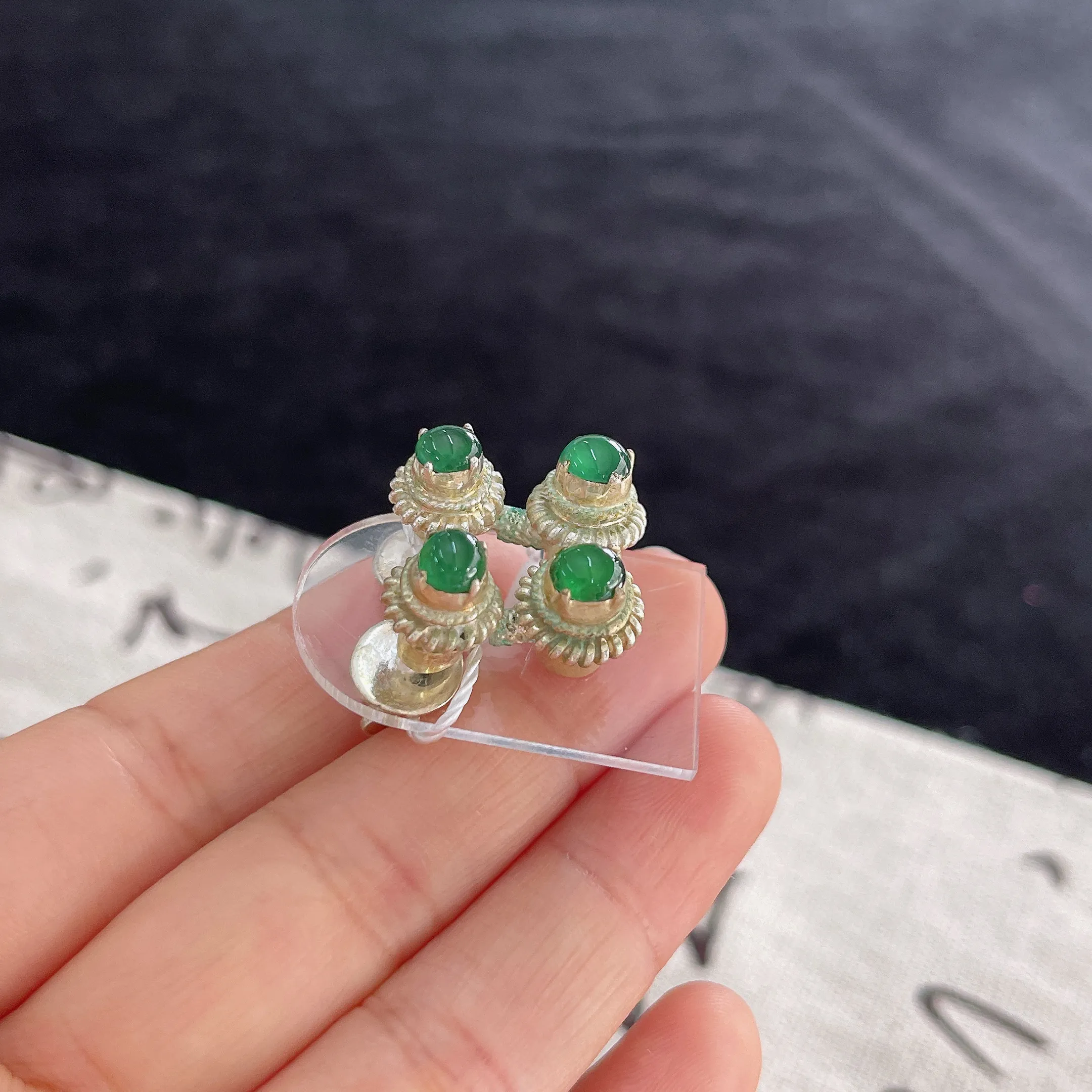 翡翠圆/椭圆形，价格为单颗价格，随机发货