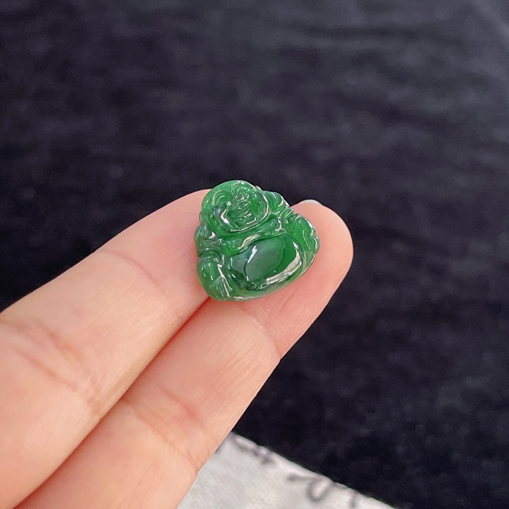 翡翠冰糯种绿色翡翠