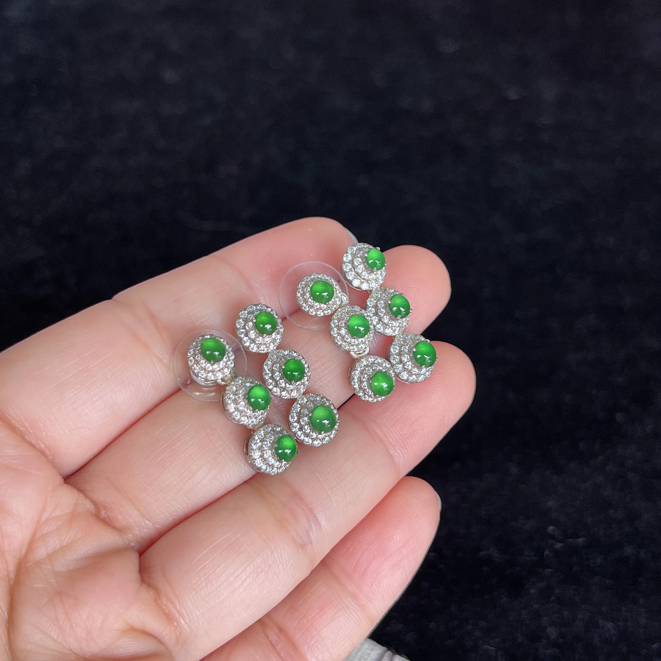 翡翠圆/椭圆形,价格为单颗价格，随机发货