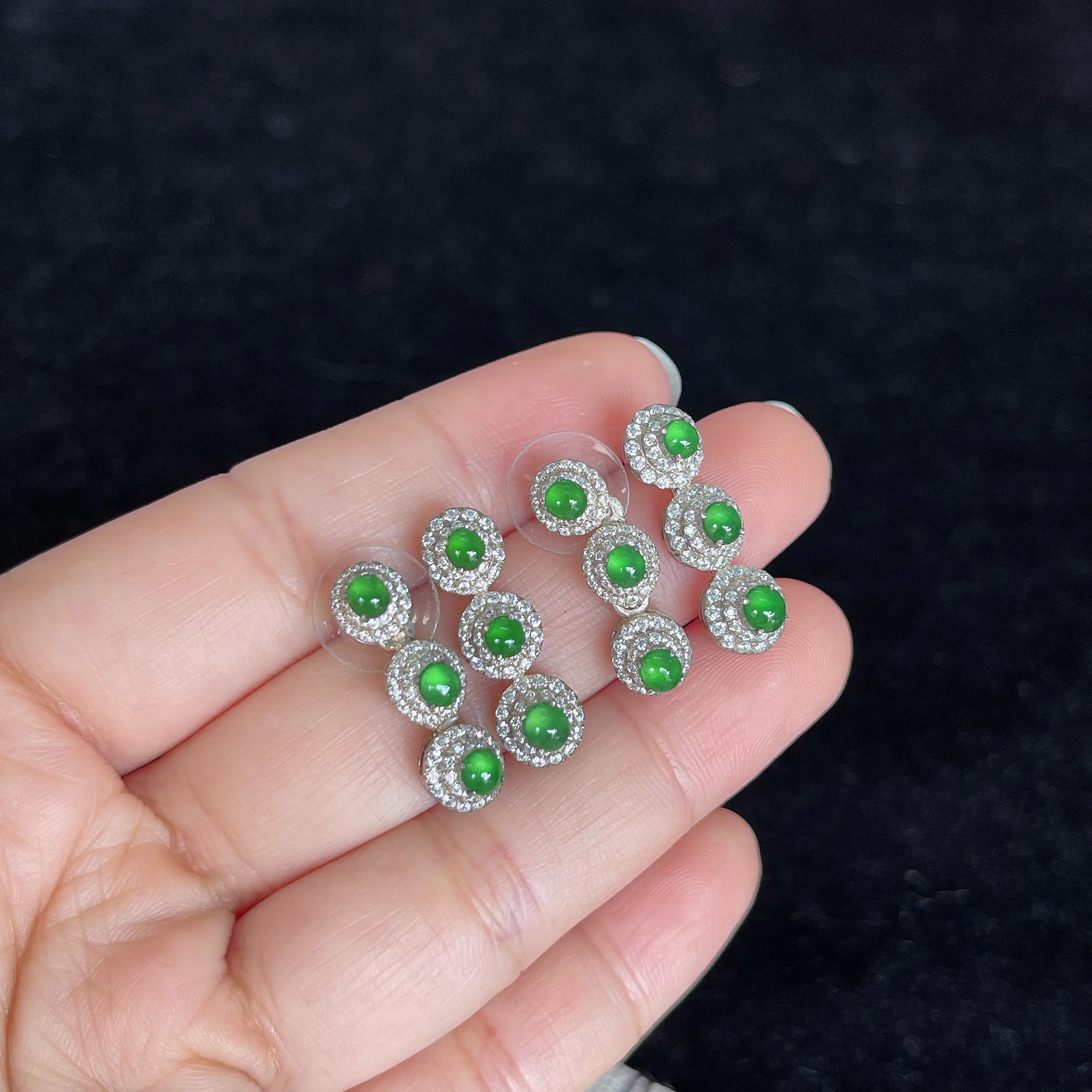 翡翠圆/椭圆形,价格为单颗价格，随机发货