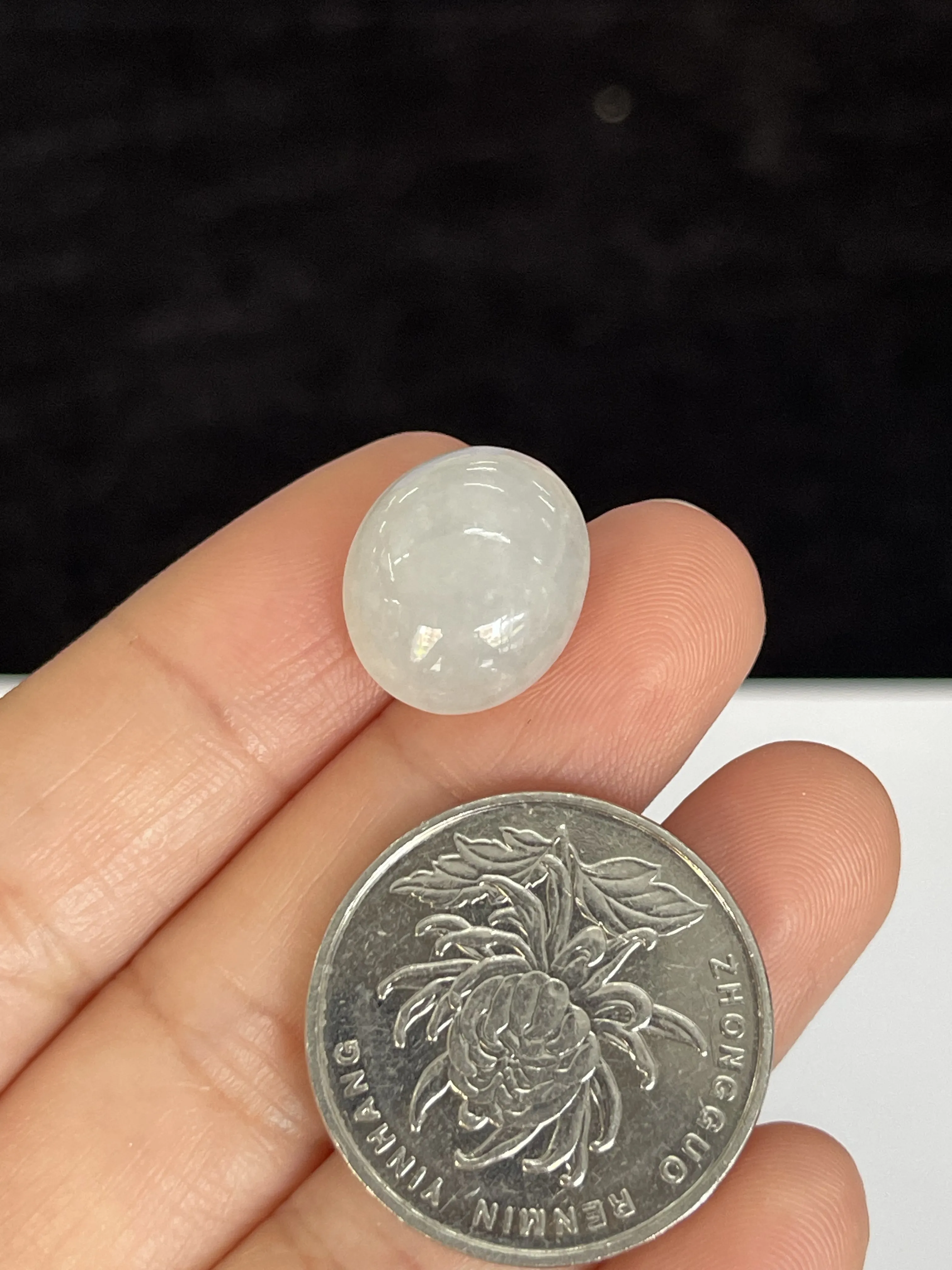 糯化种白色翡翠戒面/椭圆形