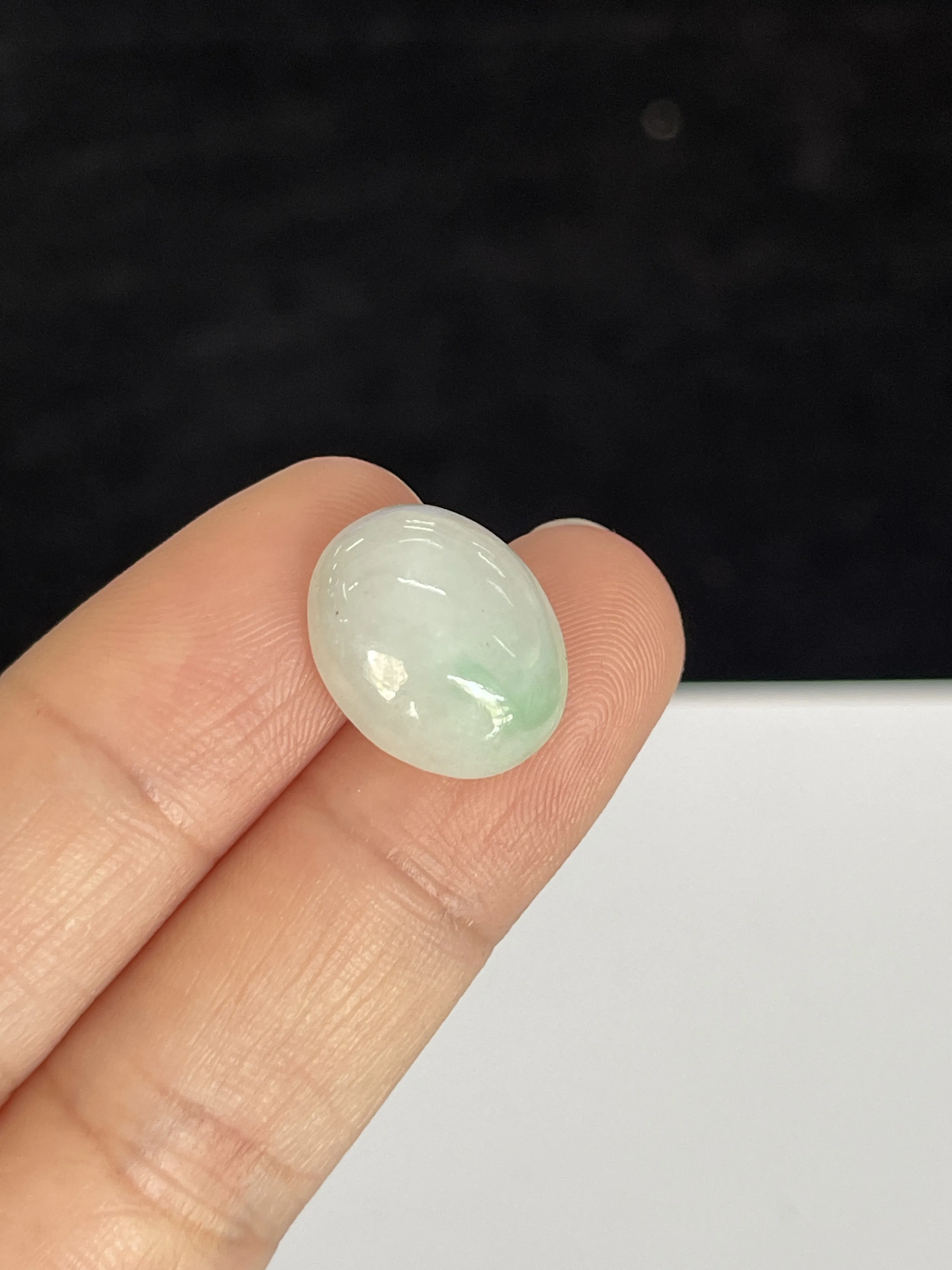 糯化种飘绿翡翠戒面/圆/椭圆形