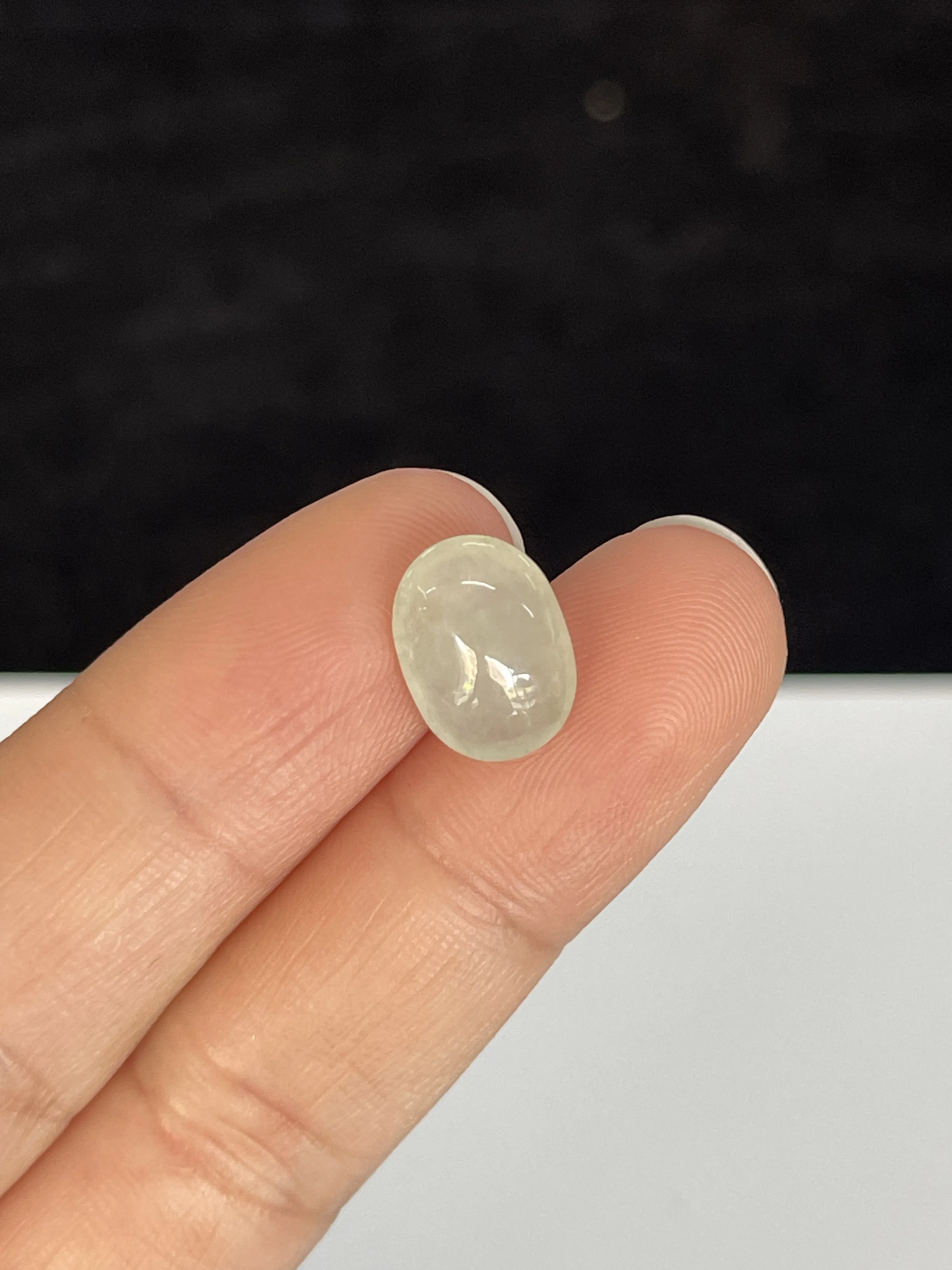 冰糯种白色翡翠戒面/椭圆形