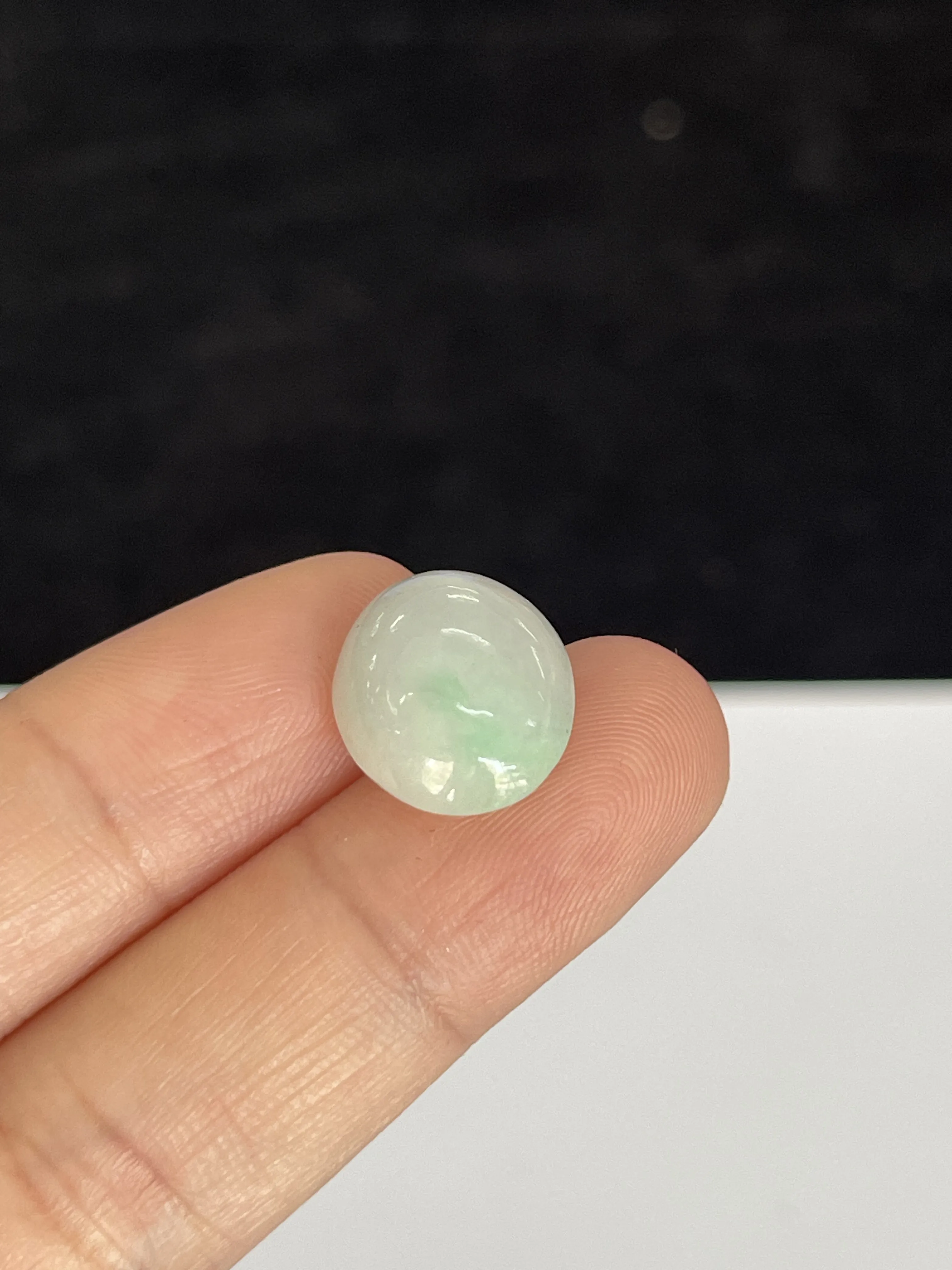 糯化种飘绿翡翠戒面/圆/椭圆形