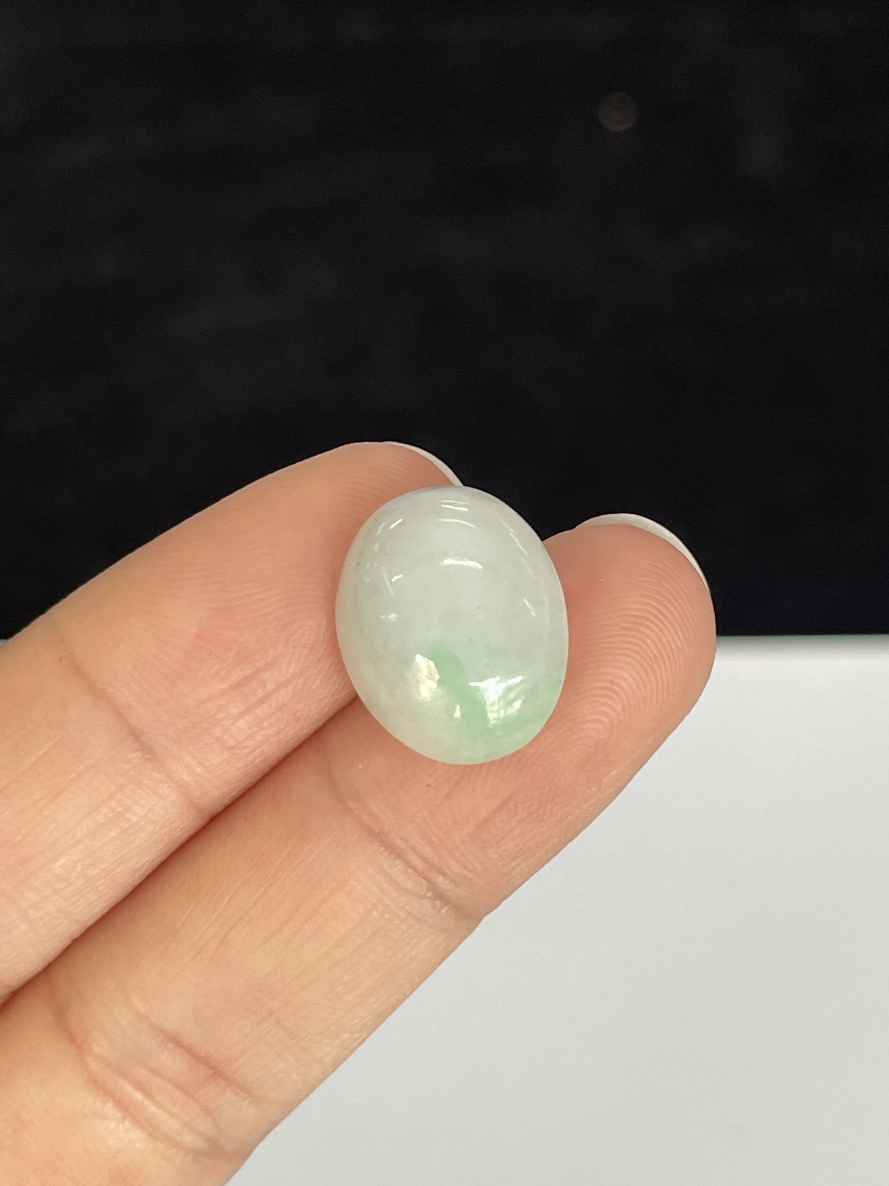 糯化种飘绿翡翠戒面/圆/椭圆形