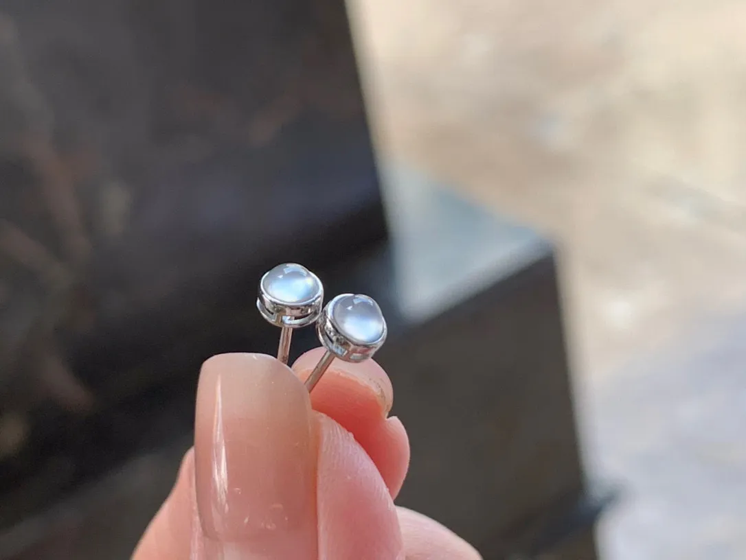 冰种耳钉，种老水足，真金镶嵌，精致