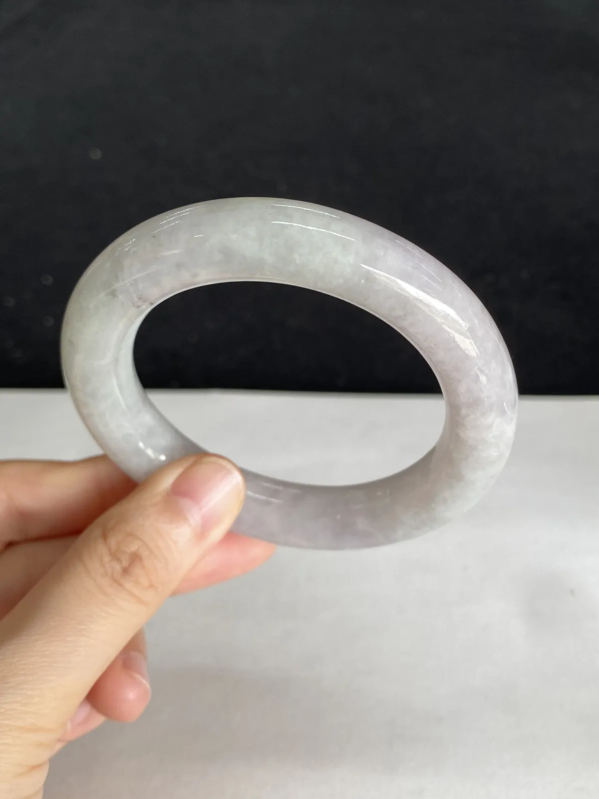缅货糯种白底手镯，手镯挂件吊坠饰品(无事牌、平安扣、蛋面）(豆种、糯化种、冰糯种、冰种、玻璃种、和田玉)