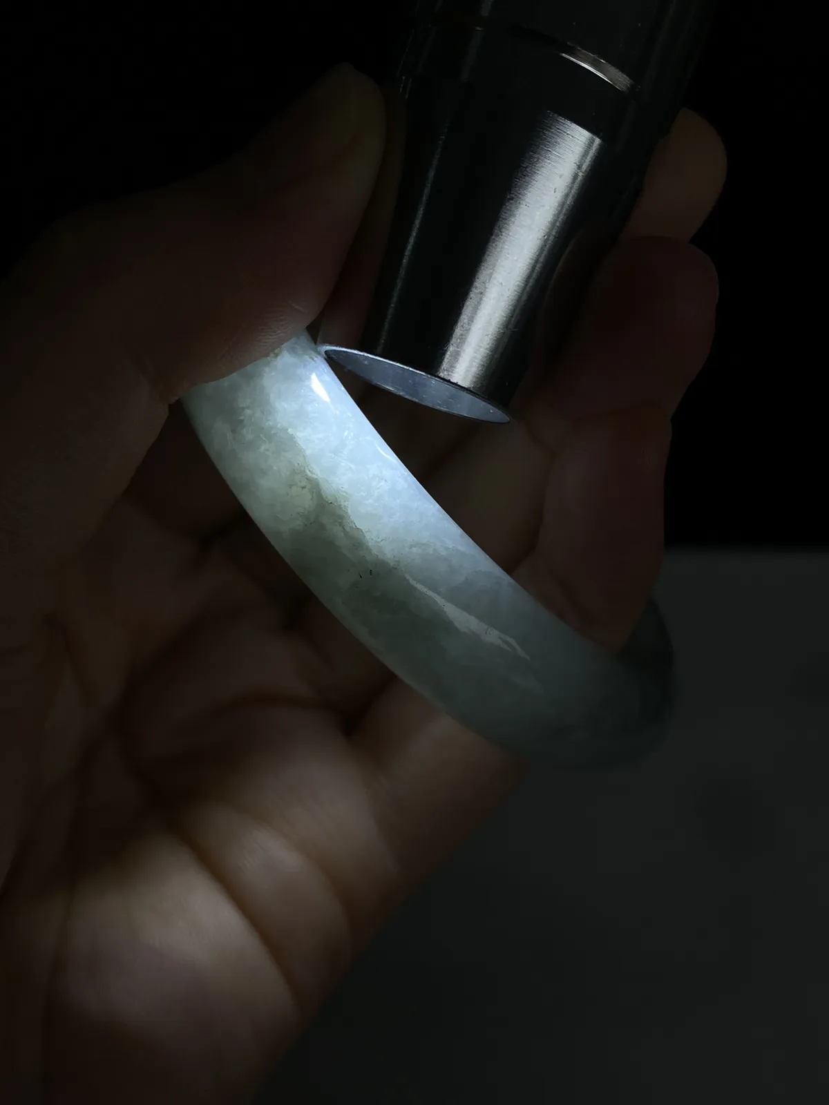正圈54圈口，翡翠豆种白色手镯