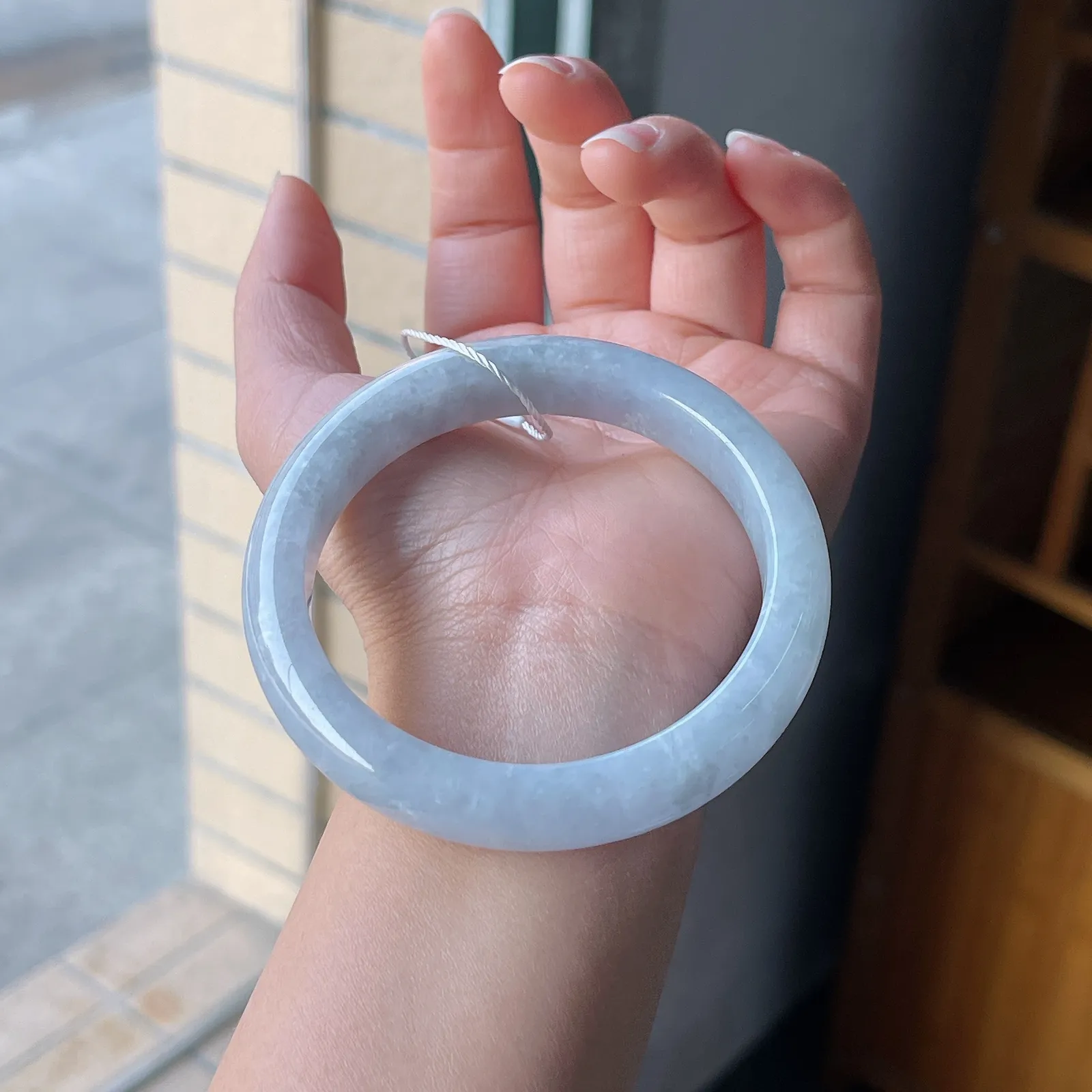 正圈58圈口，翡翠冰糯种淡紫色手镯